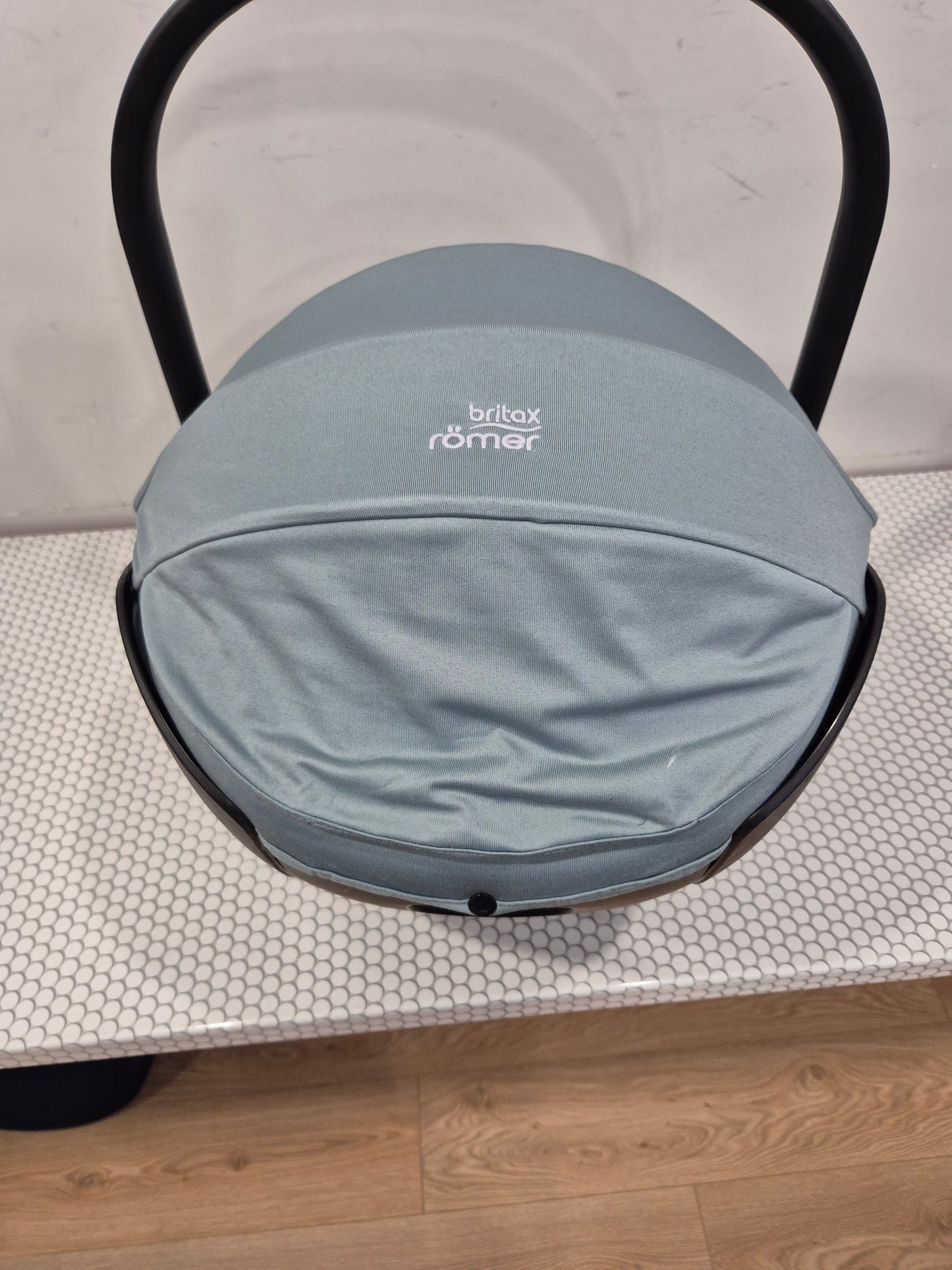 Baby-Safe Pro 0-13kg. ir Vario Base 5Z bazė