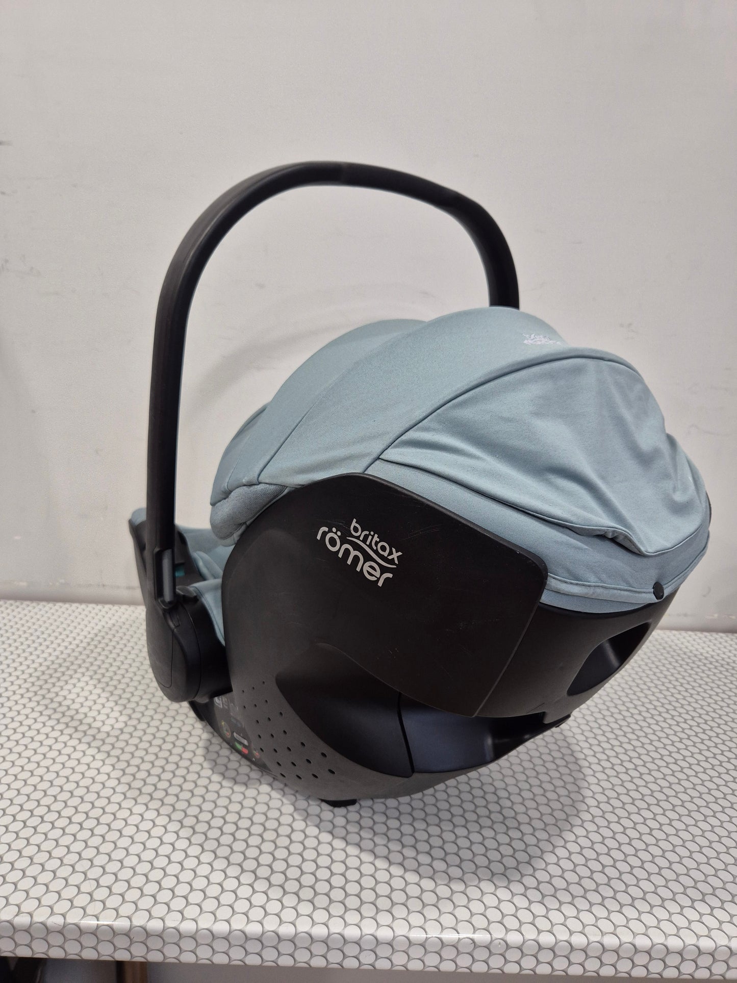 Baby-Safe Pro 0-13kg. ir Vario Base 5Z bazė