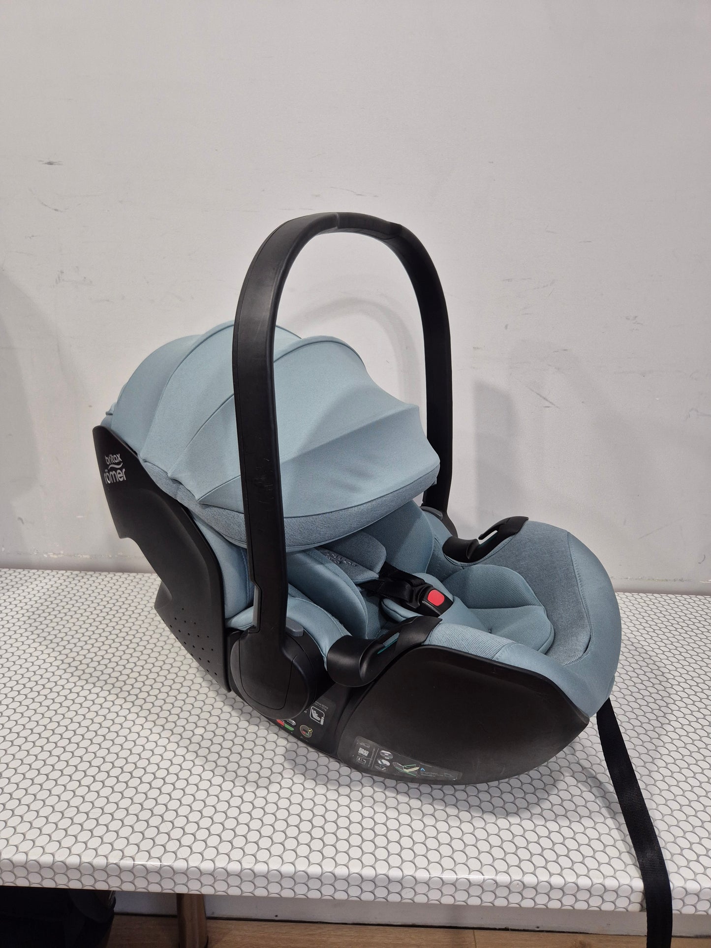 Baby-Safe Pro 0-13kg. ir Vario Base 5Z bazė