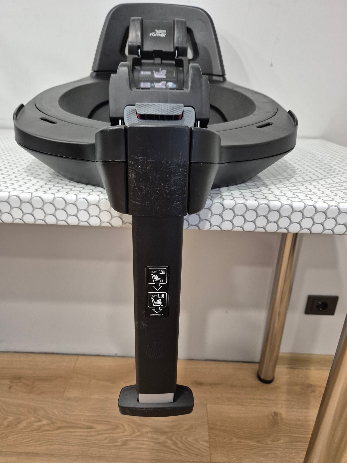 Baby-Safe Pro 0-13kg. ir Vario Base 5Z bazė