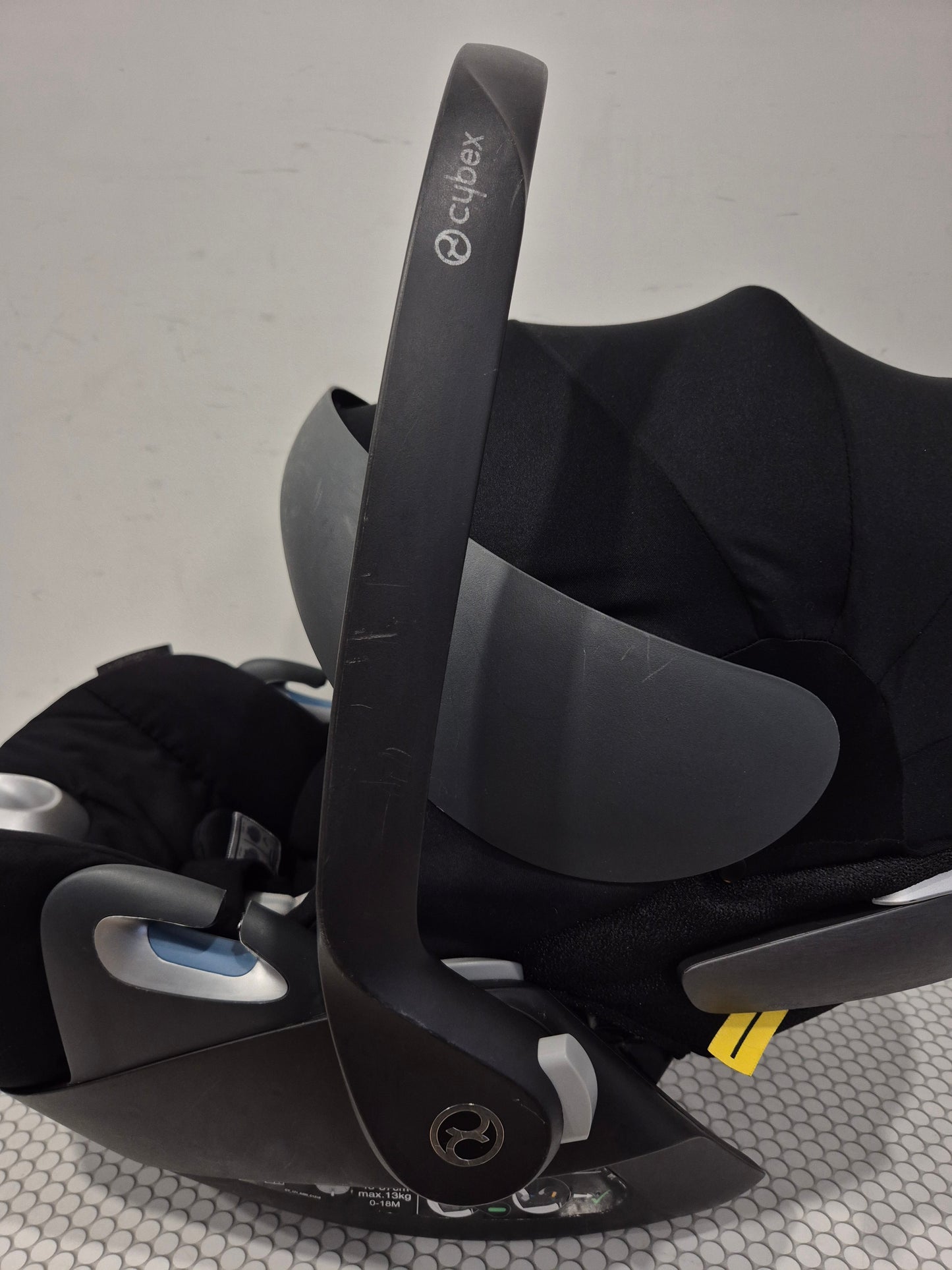 Cybex Cloud Z i-Size 0-13kg. kėdutė ir Base Z bazė.