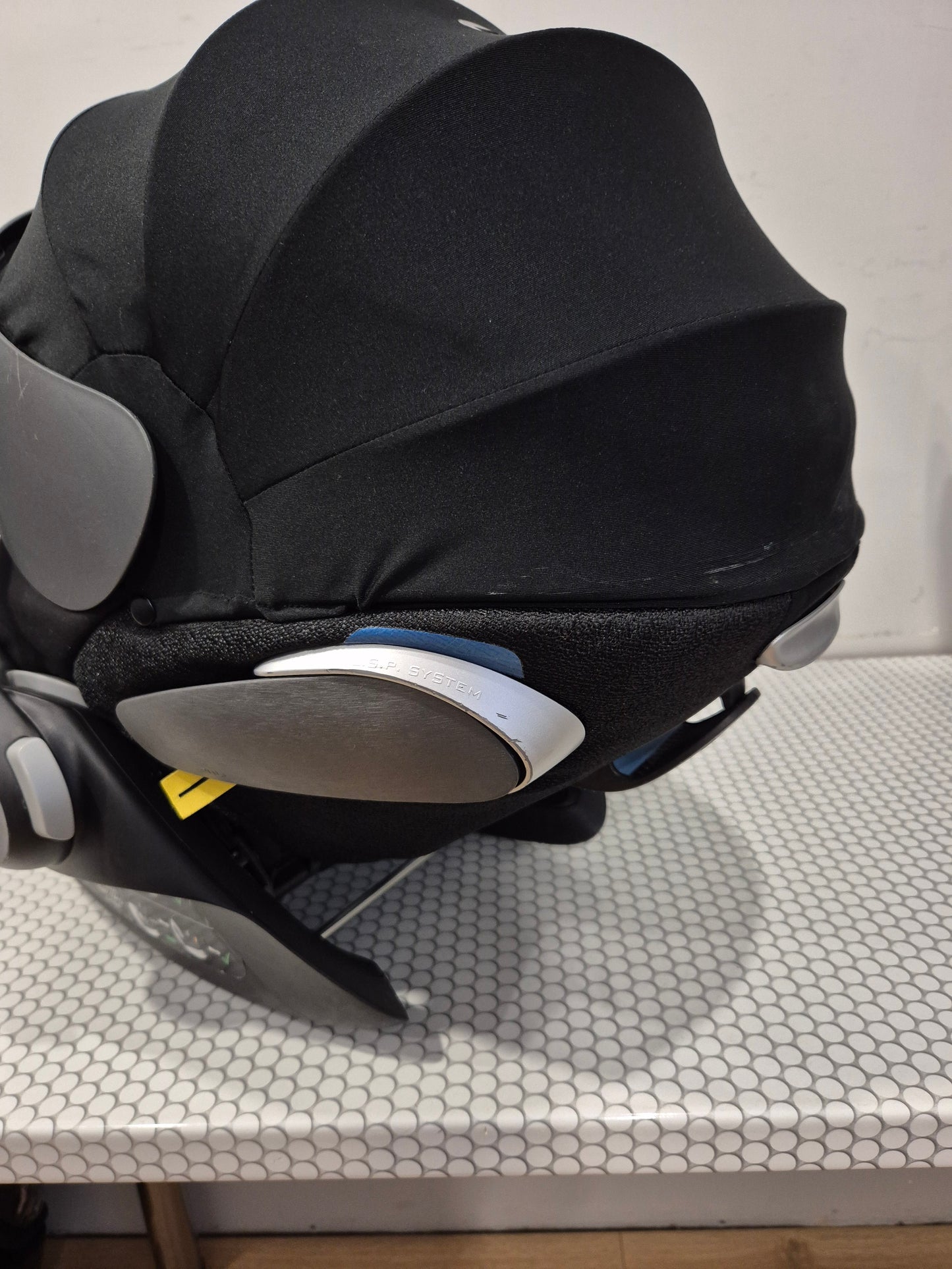 Cybex Cloud Z i-Size 0-13kg. kėdutė ir Base Z bazė.