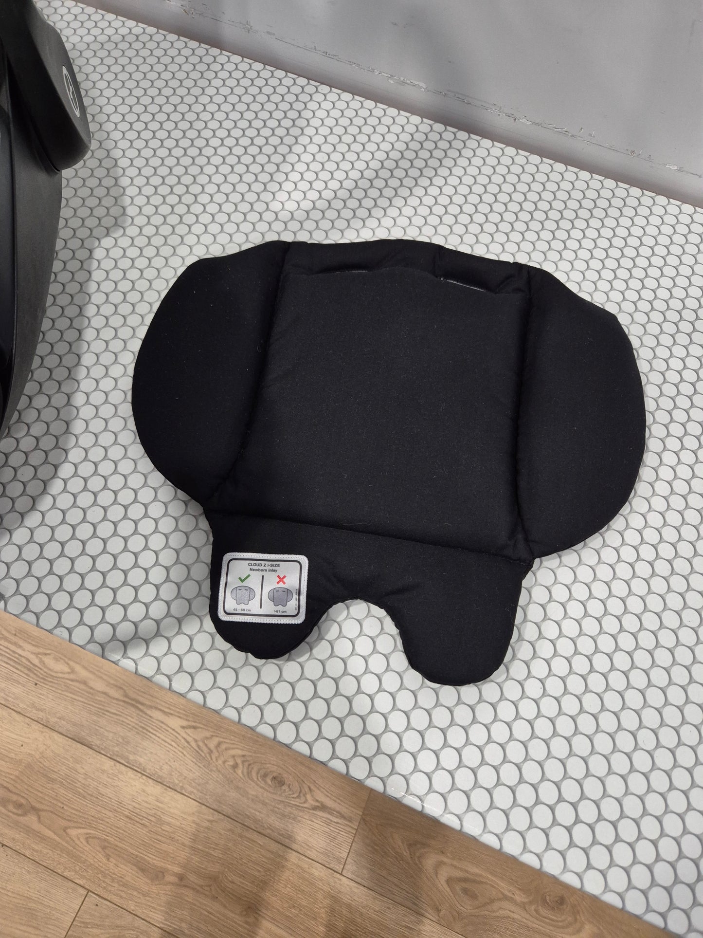 Cybex Cloud Z i-Size 0-13kg. kėdutė ir Base Z bazė.