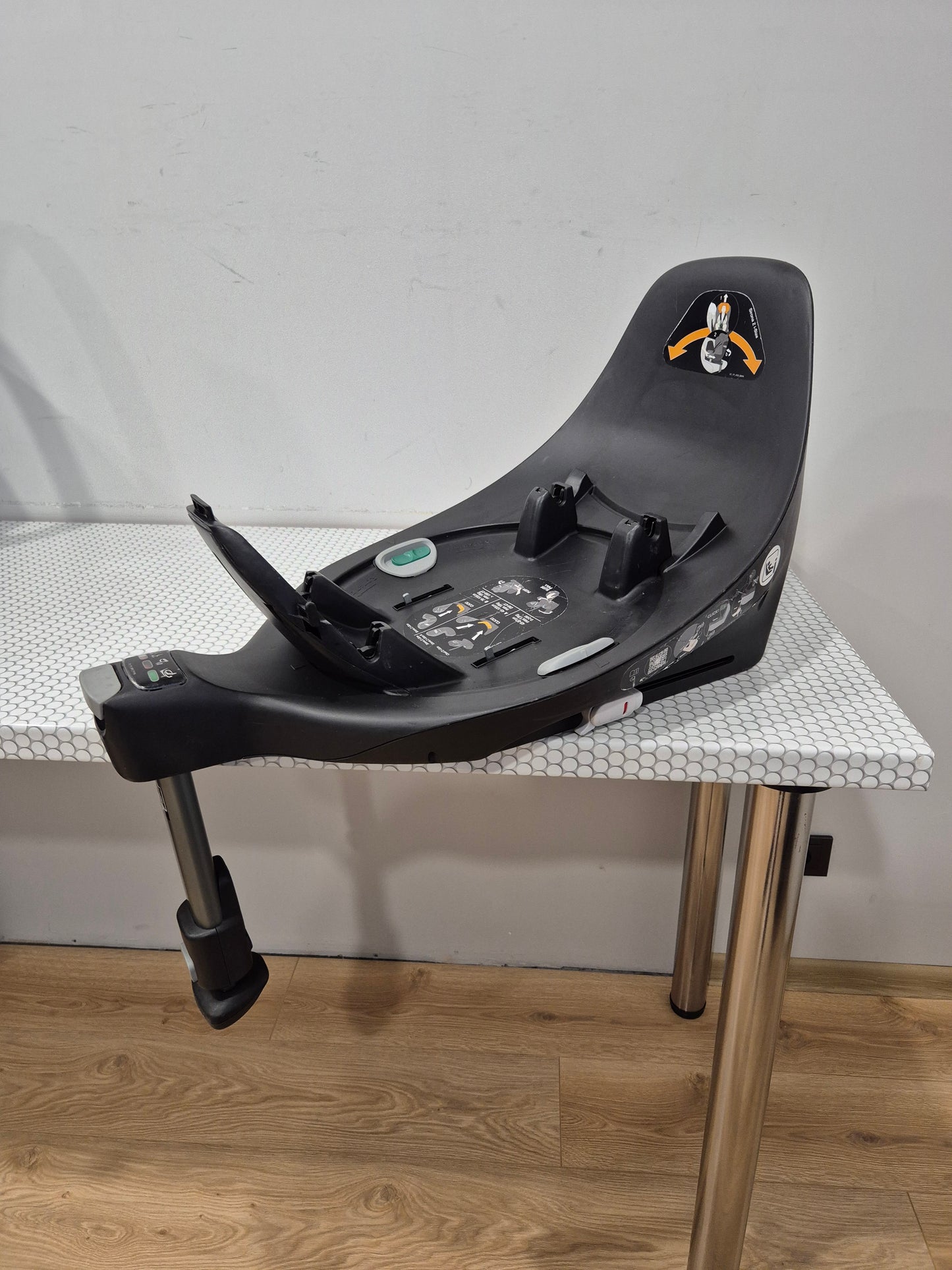 Cybex Cloud Z i-Size 0-13kg. kėdutė ir Base Z bazė.