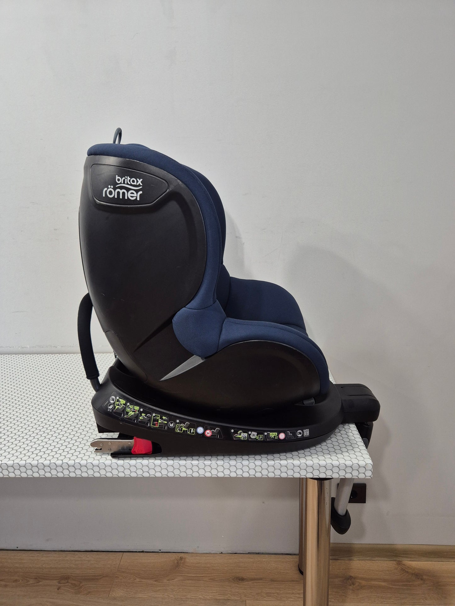 Britax Romer DualFix 2R 0-18kg.