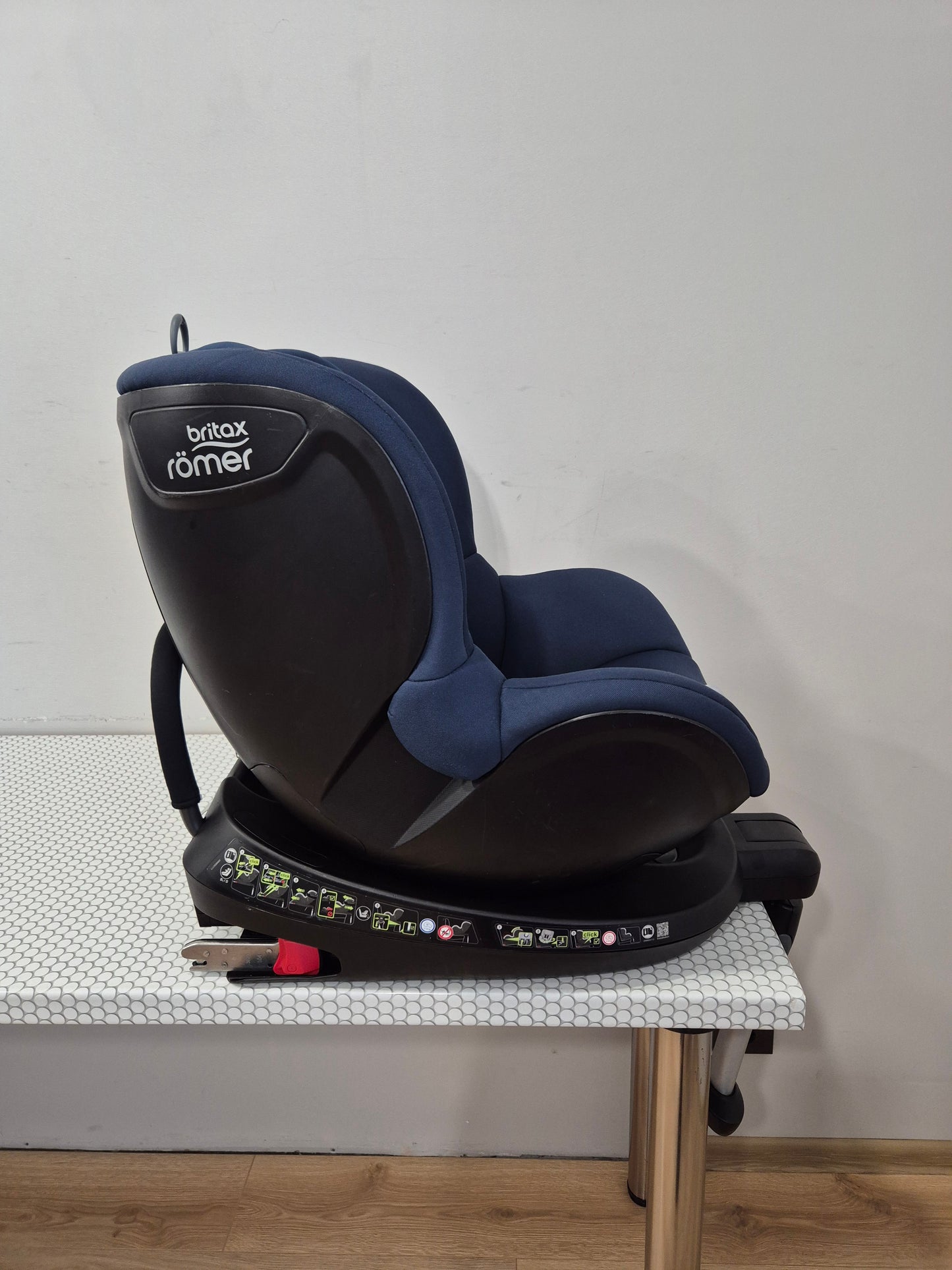 Britax Romer DualFix 2R 0-18kg.