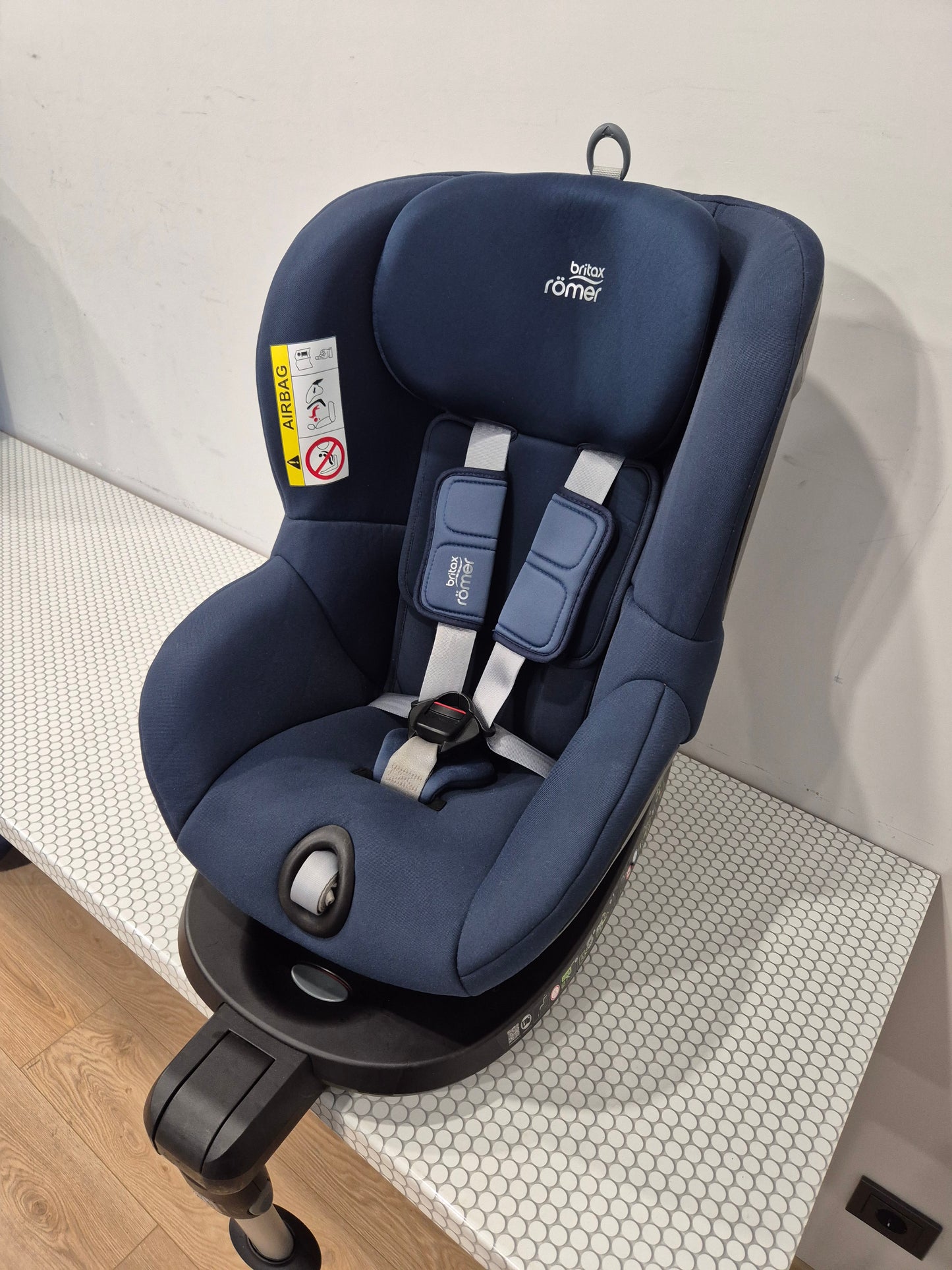 Britax Romer DualFix 2R 0-18kg.