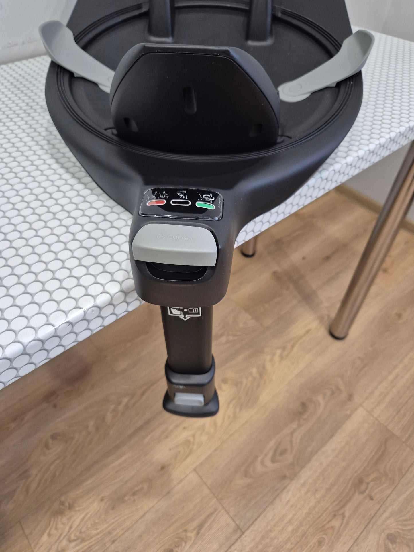 Cybex Cloud T i-Size 0-13kg. su Base T baze