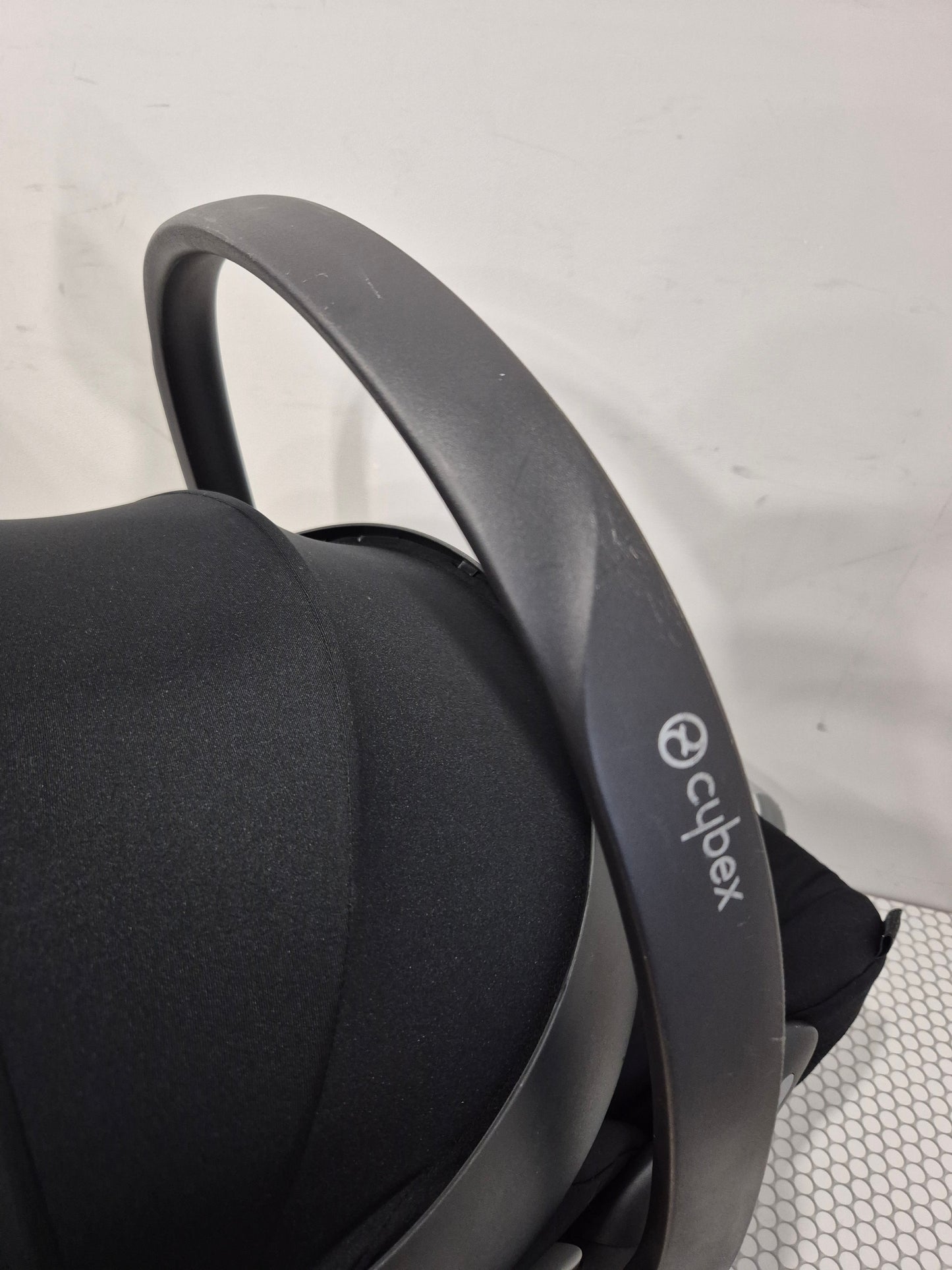 Cybex Cloud T i-Size 0-13kg. su Base T baze