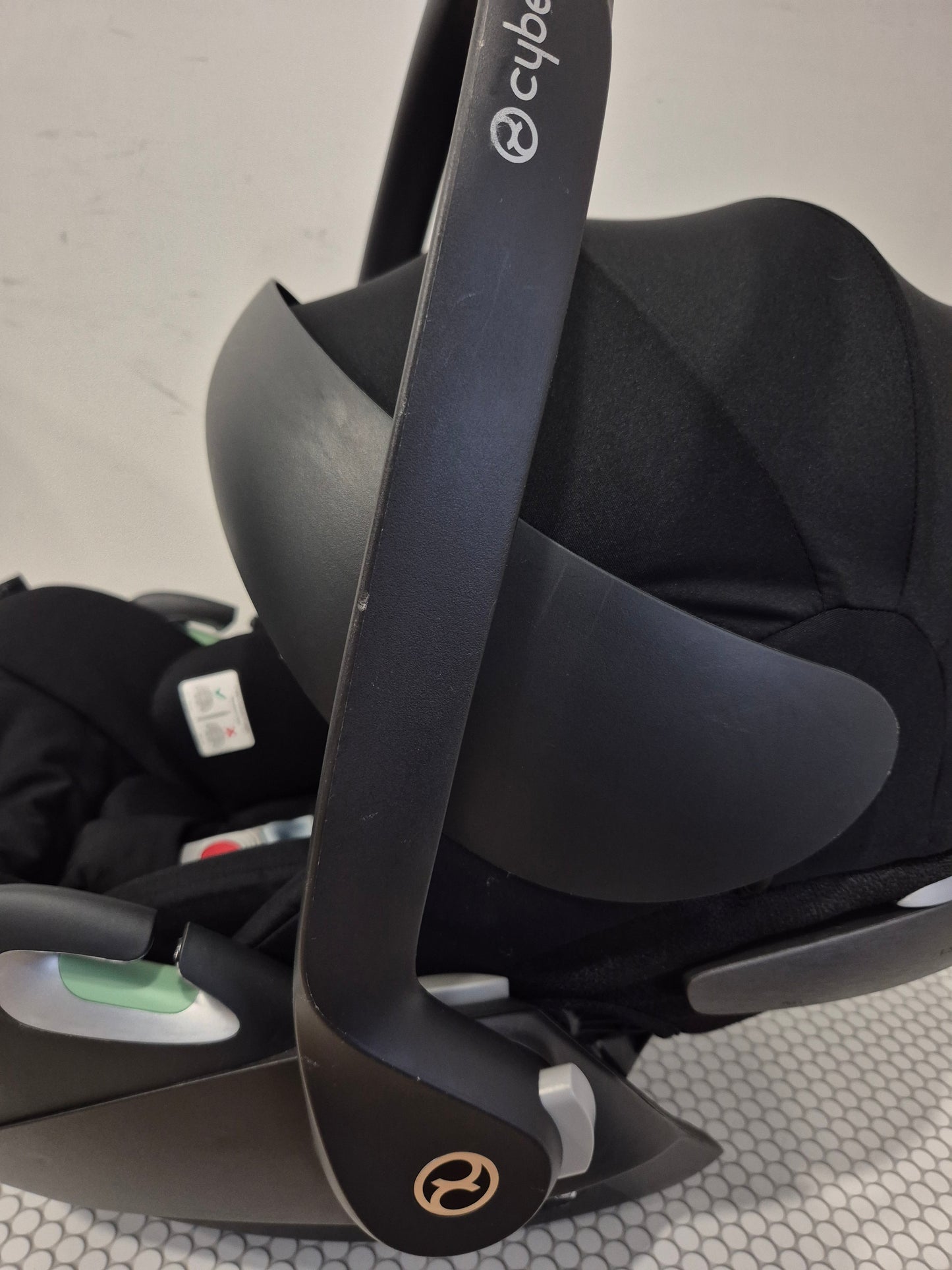 Cybex Cloud T i-Size 0-13kg. su Base T baze