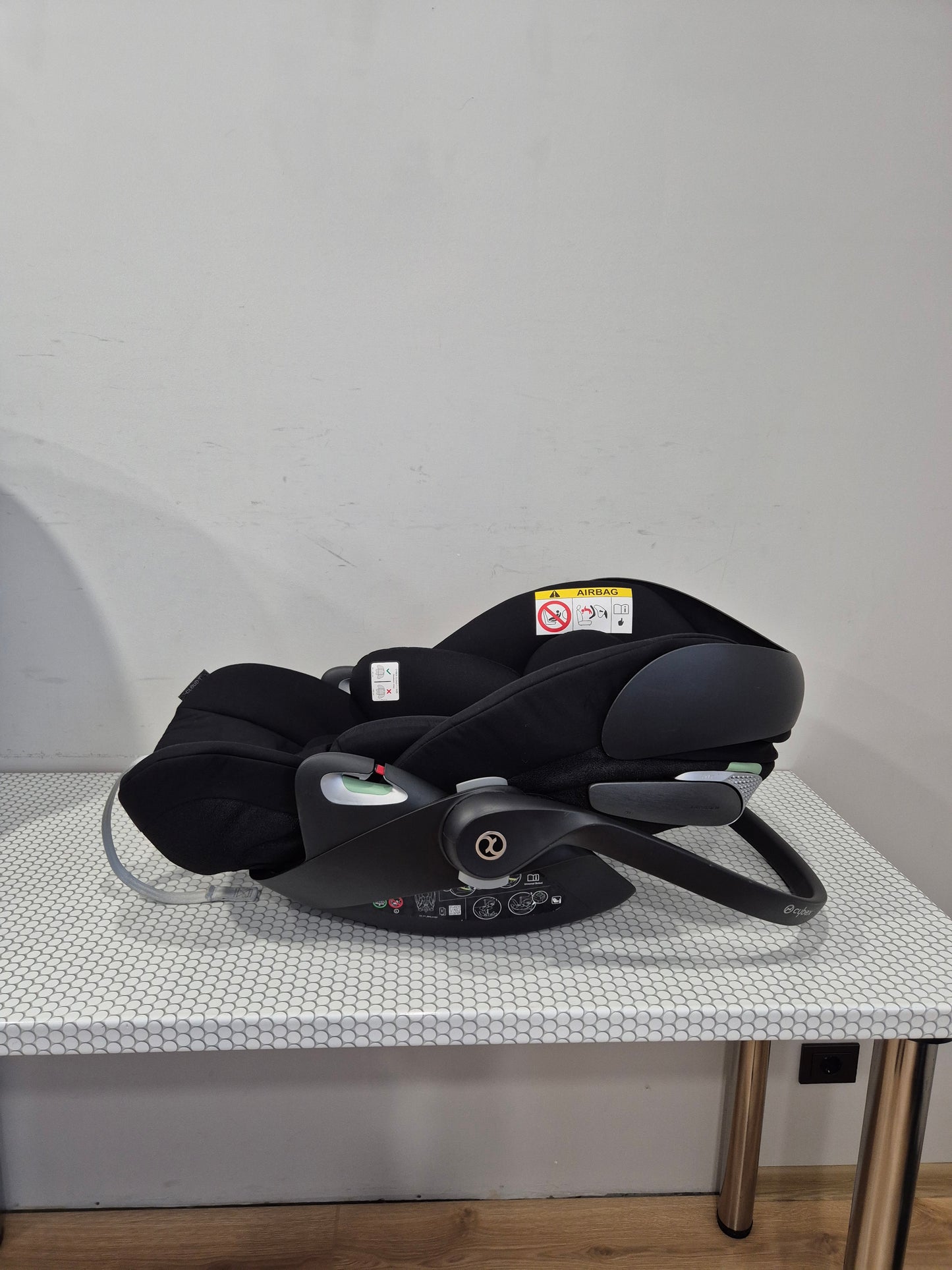 Cybex Cloud T i-Size 0-13kg. su Base T baze