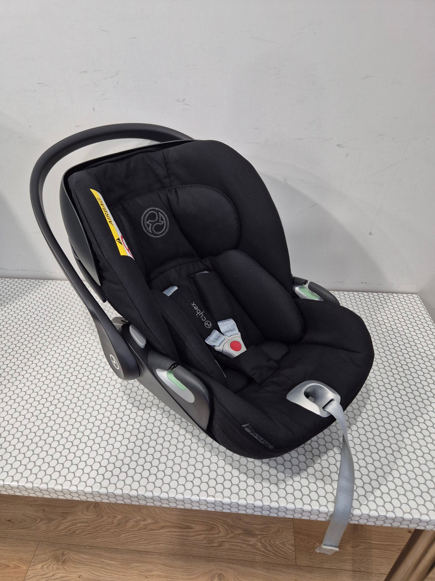 Cybex Cloud T i-Size 0-13kg. su Base T baze