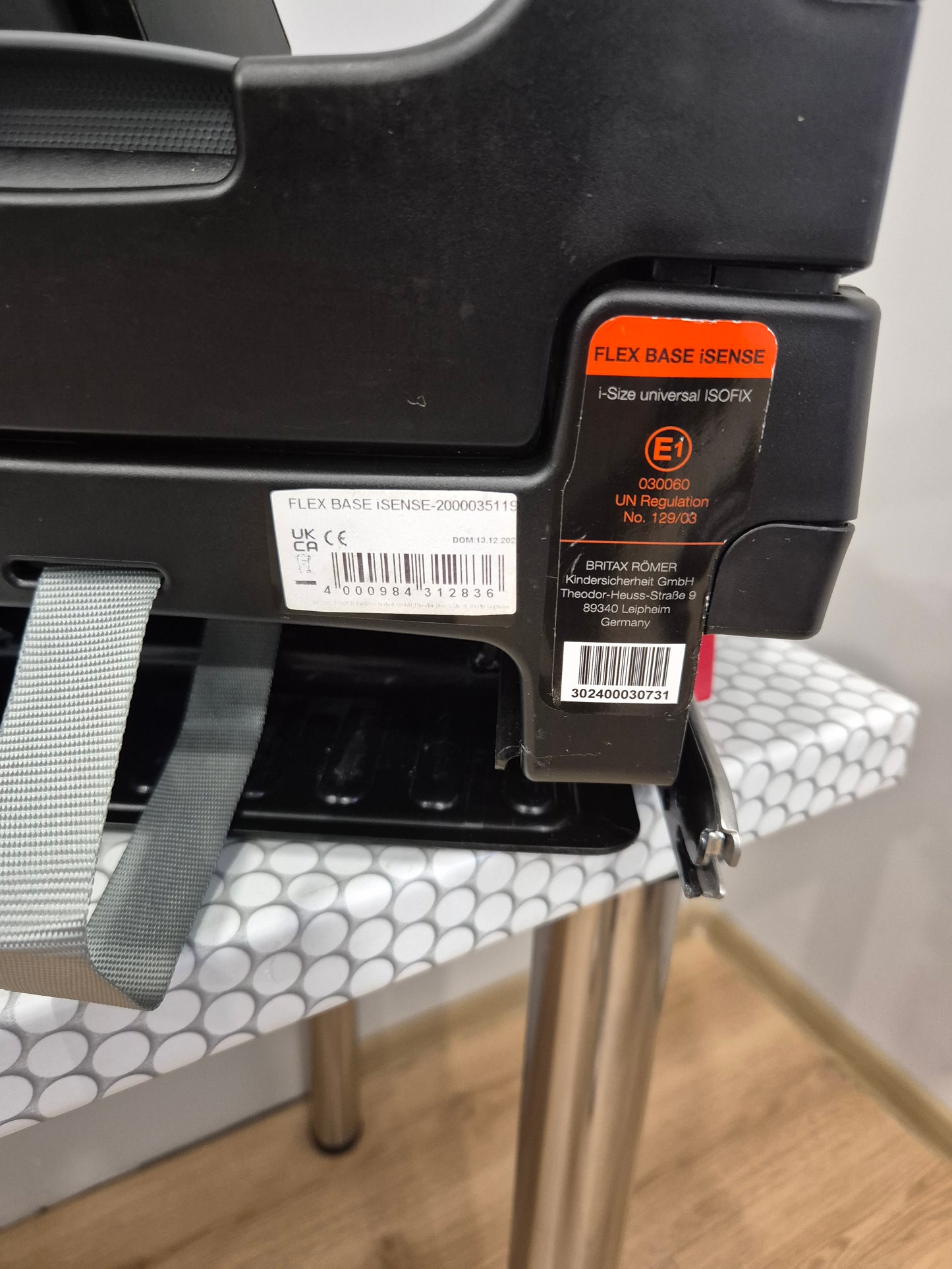 Britax Baby-Safe Pro 0-13kg. ir Flex Base iSense bazė.