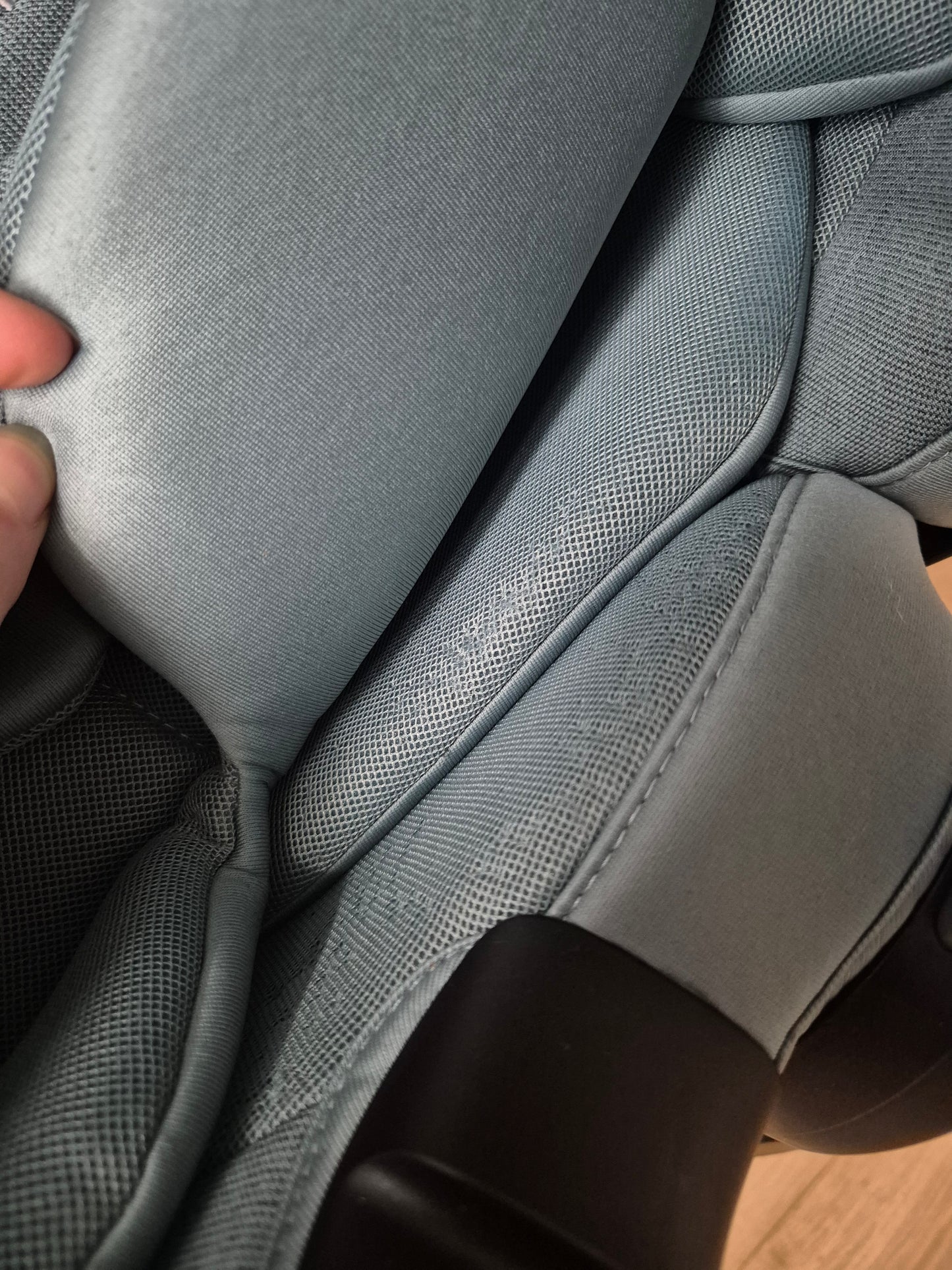 Britax Baby-Safe Pro 0-13kg. ir Flex Base iSense bazė.