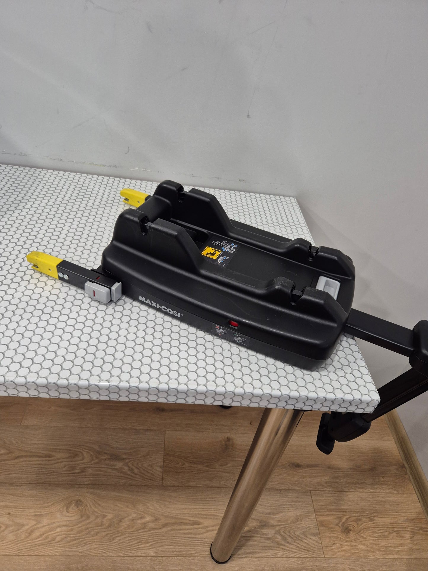 Maxi Cosi Marble i-Size 0-13kg. su IsoFix baze