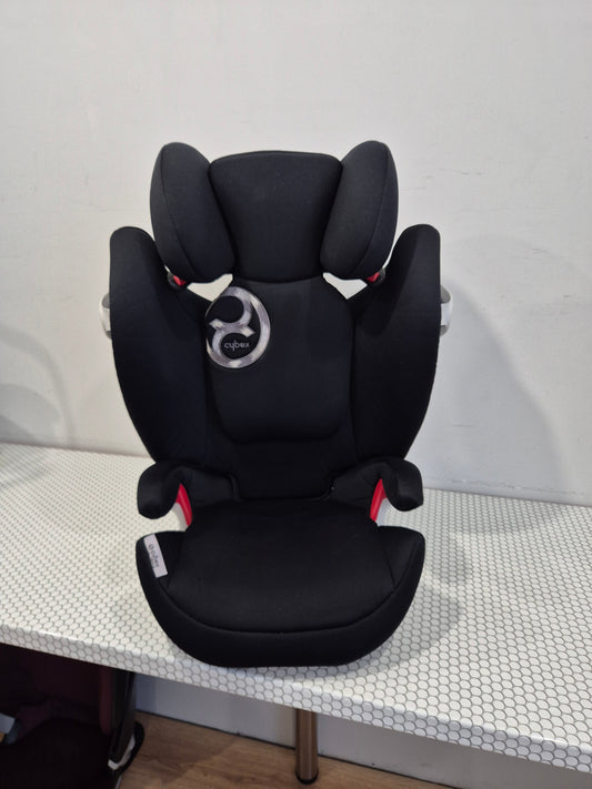 Cybex Solution M-Fix 15-36kg.