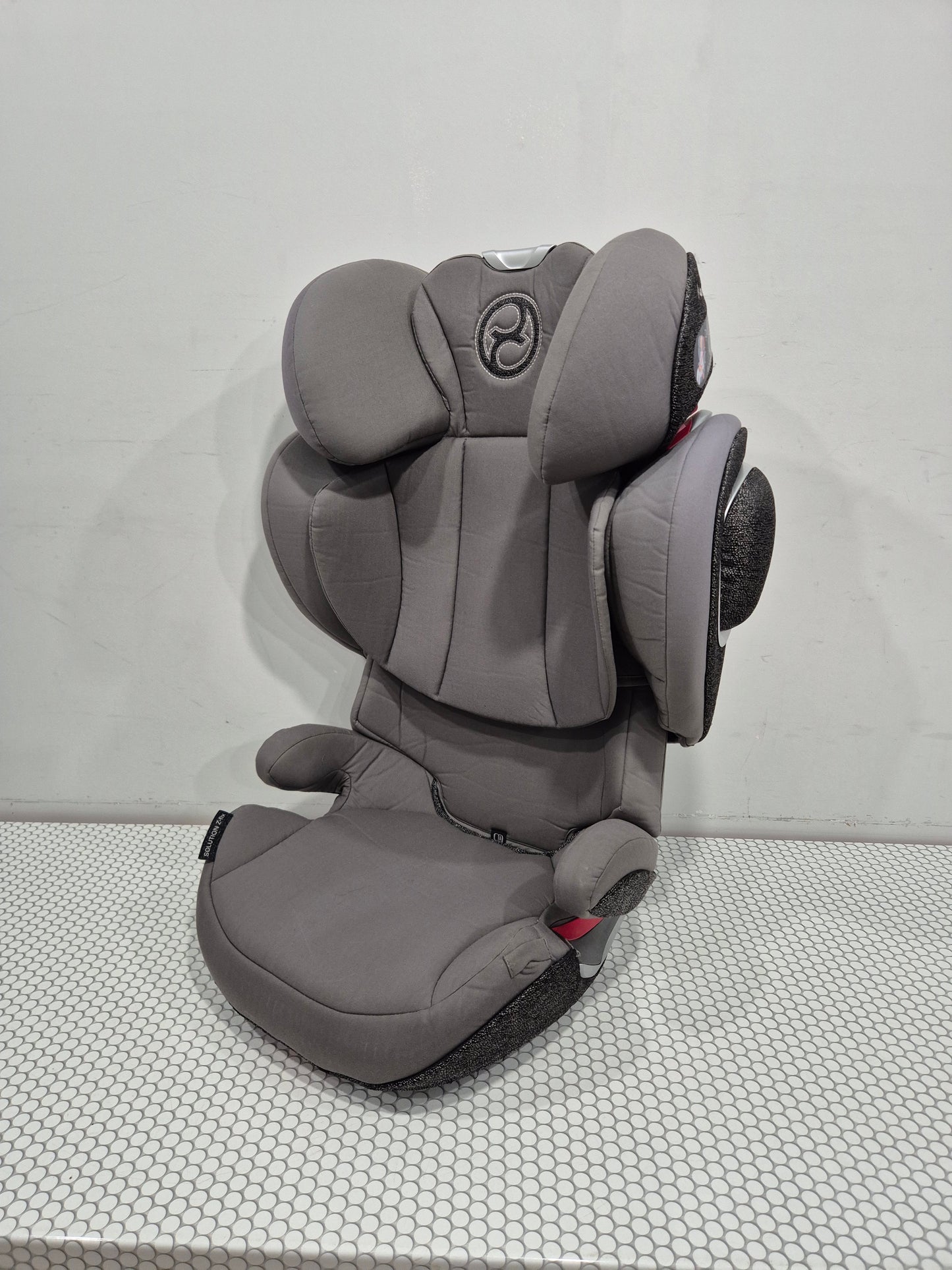 Cybex Solution Z-Fix 15-36kg.