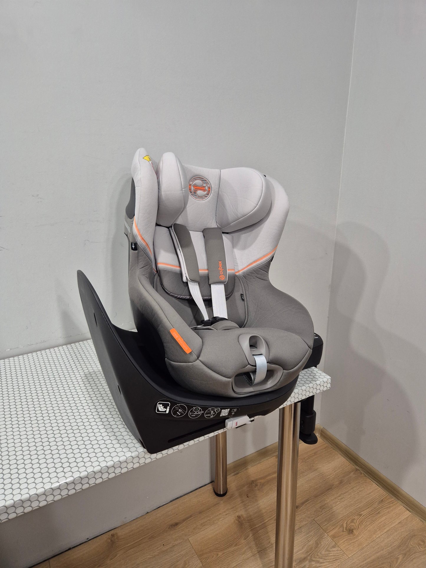 Cybex Sirona SX2 i-Size 0-18kg.