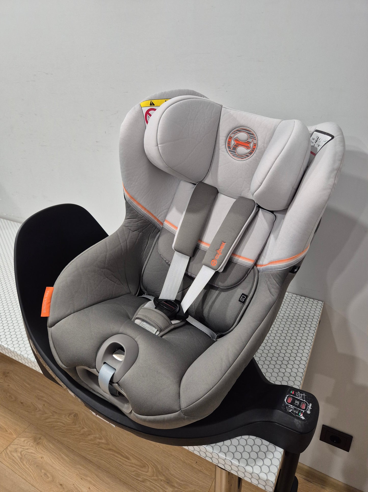 Cybex Sirona SX2 i-Size 0-18kg.