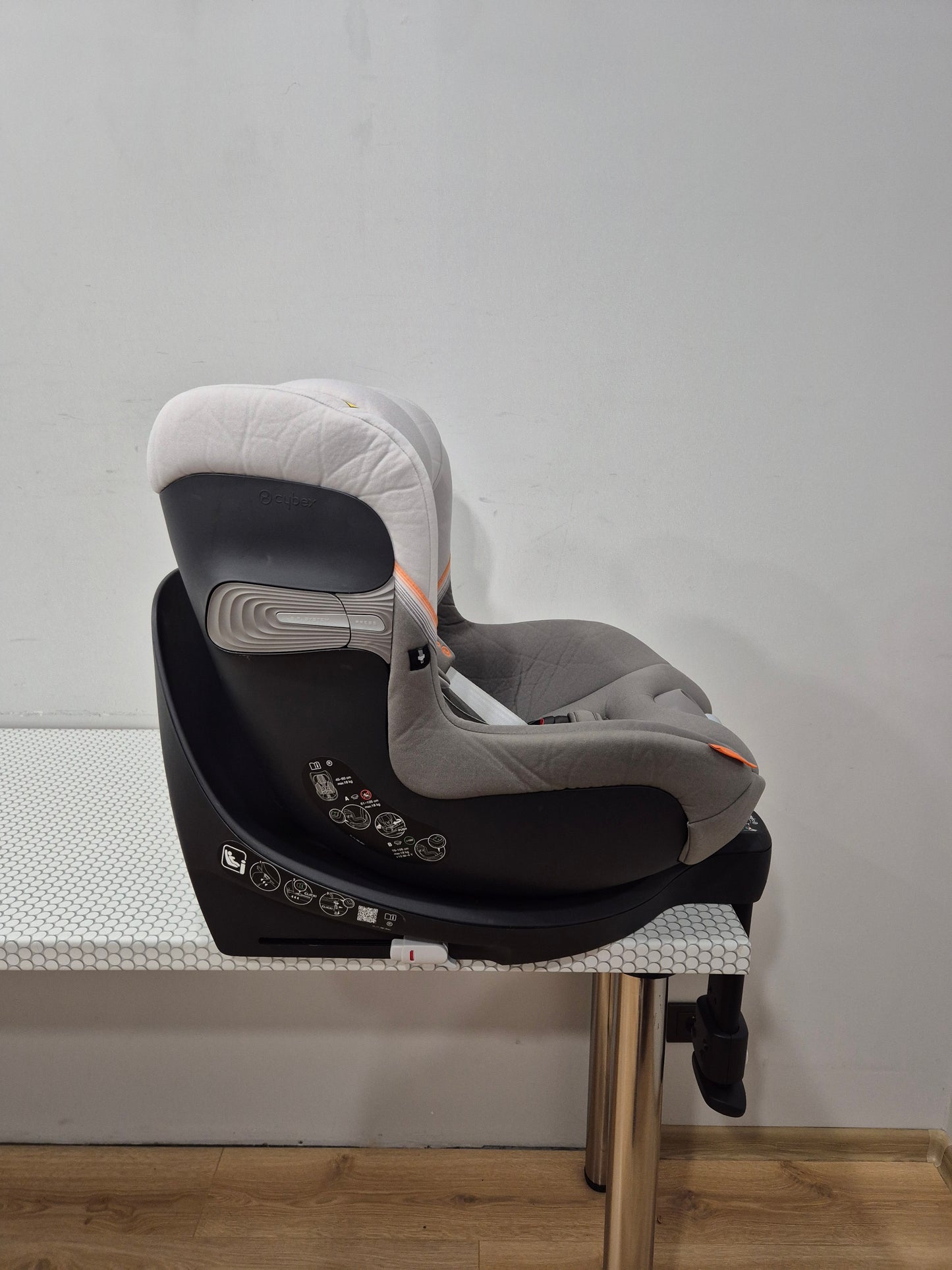 Cybex Sirona SX2 i-Size 0-18kg.