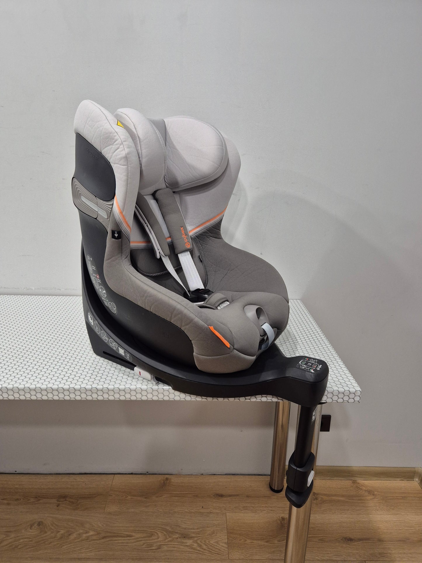 Cybex Sirona SX2 i-Size 0-18kg.