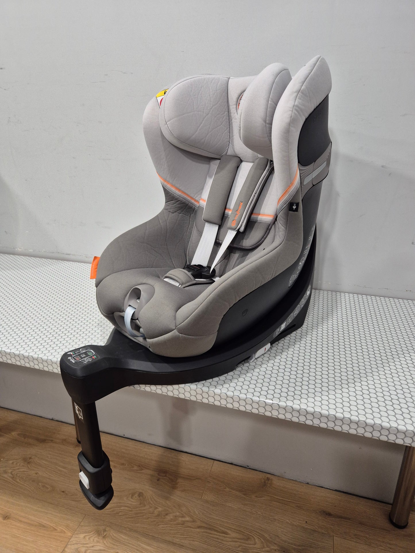 Cybex Sirona SX2 i-Size 0-18kg.