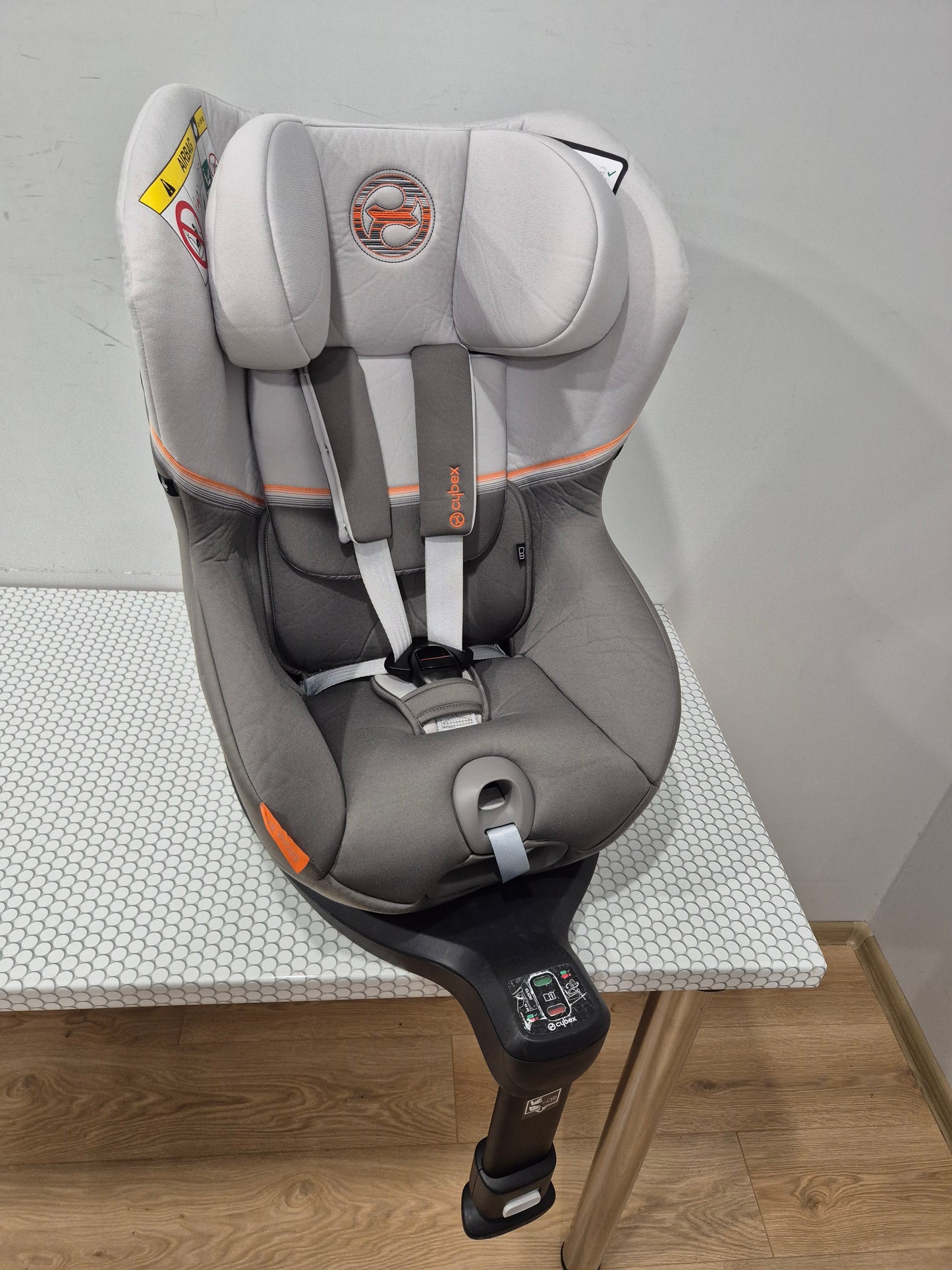 Cybex Sirona SX2 i-Size 0-18kg.