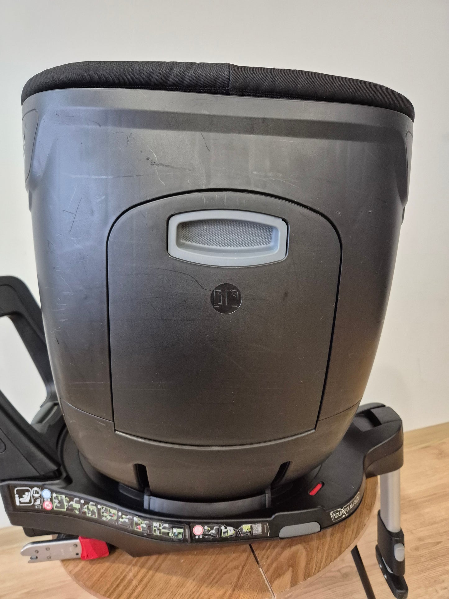 Britax Romer DualFix M i-Size 0-18kg.
