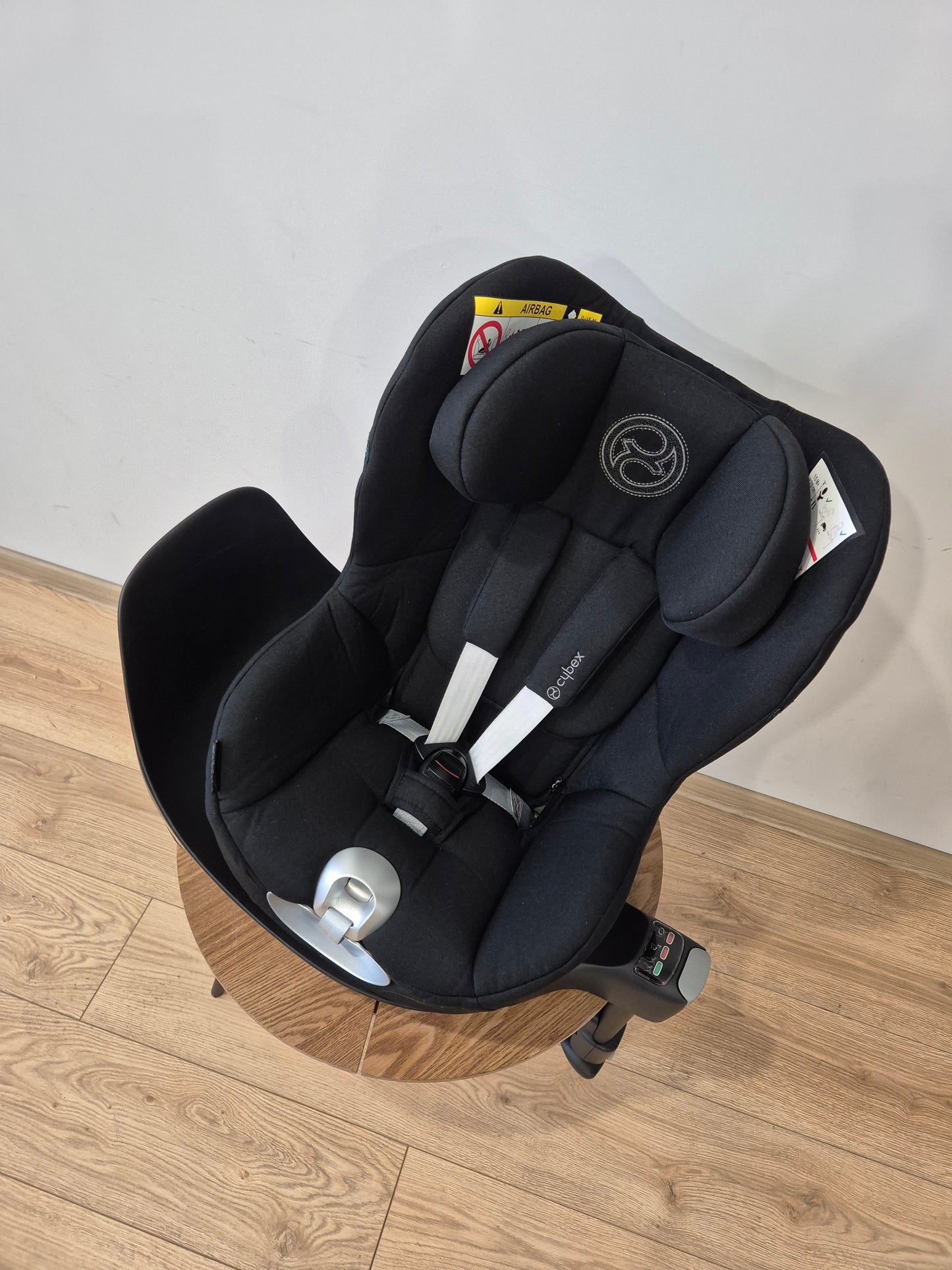 Sirona Z2 Plus 0-18kg. su Cybex Base T baze