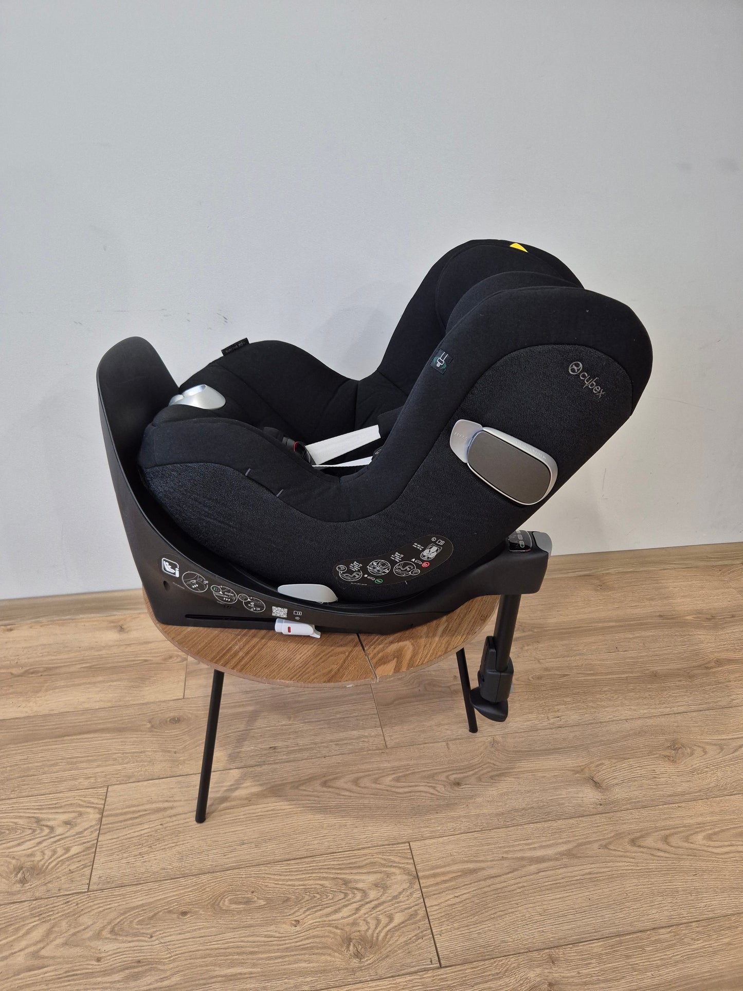 Sirona Z2 Plus 0-18kg. su Cybex Base T baze