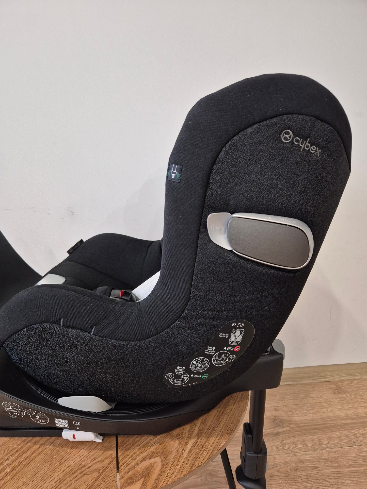 Sirona Z2 Plus 0-18kg. su Cybex Base T baze