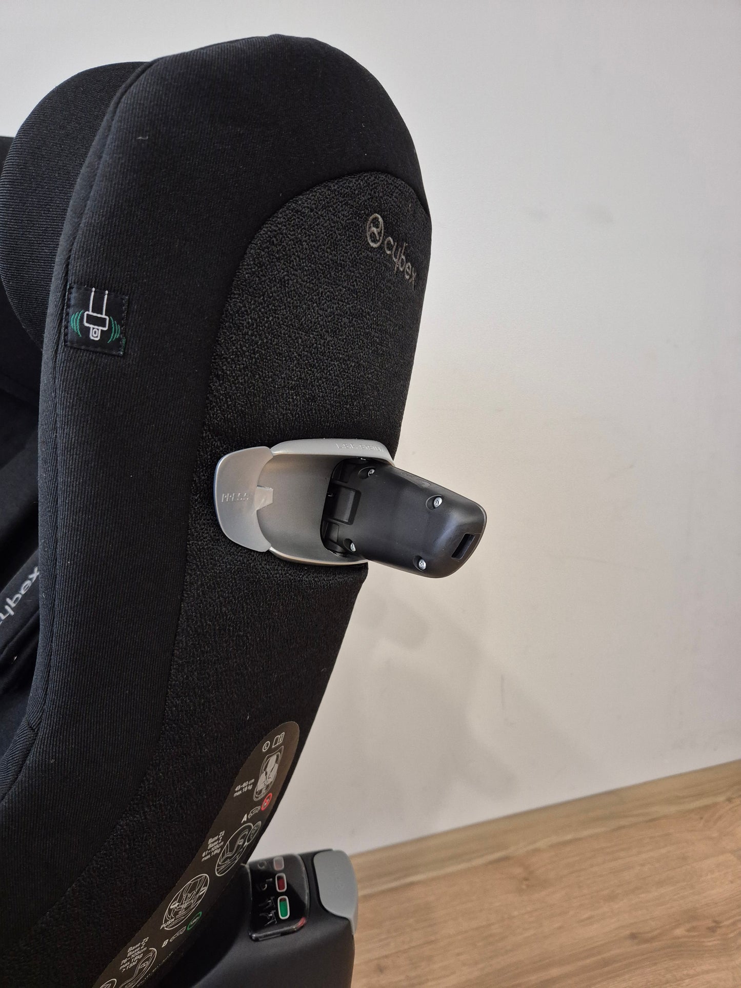 Sirona Z2 Plus 0-18kg. su Cybex Base T baze