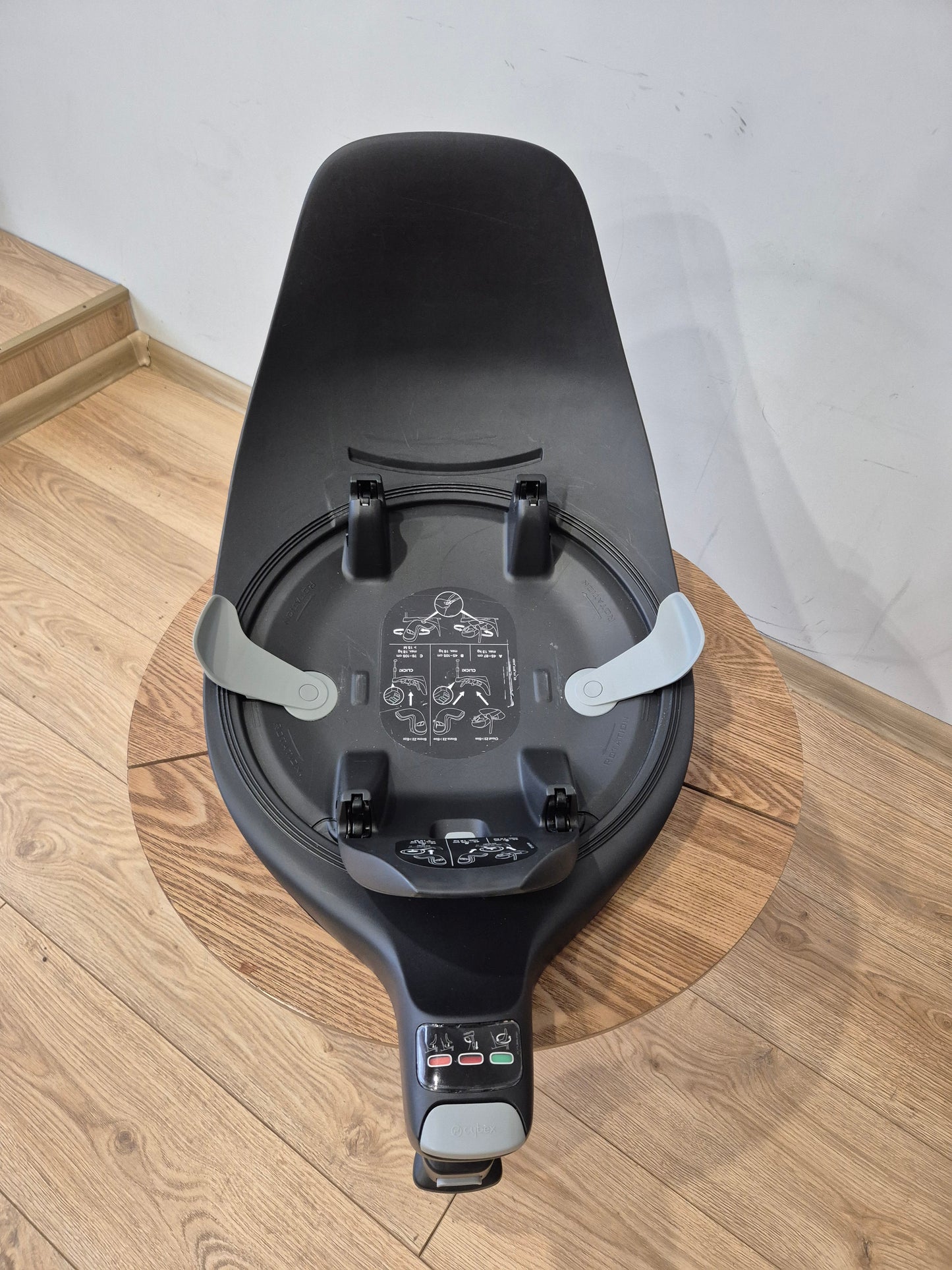 Sirona Z2 Plus 0-18kg. su Cybex Base T baze