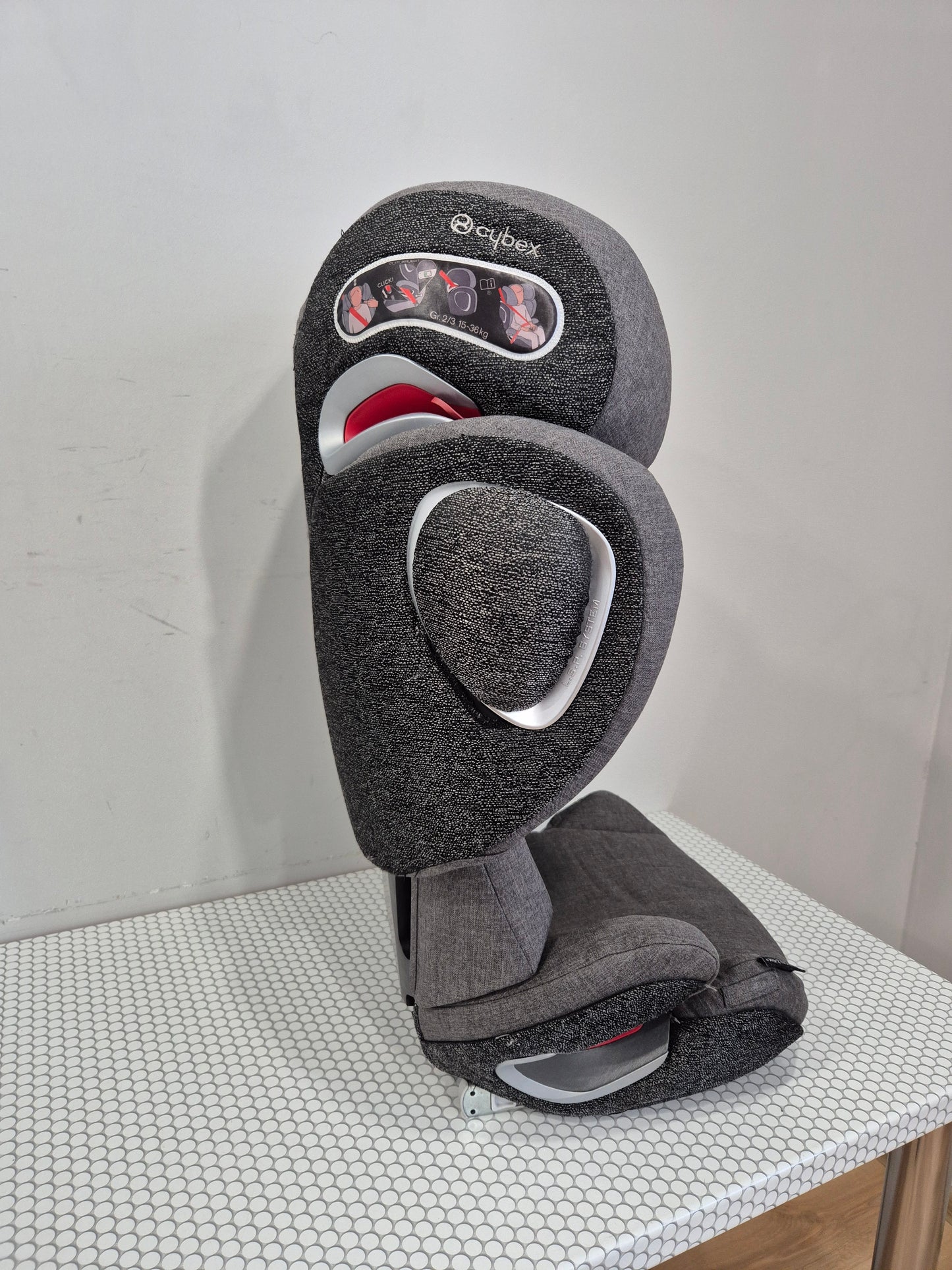 Cybex Solution Z-Fix PLUS 15-36kg.