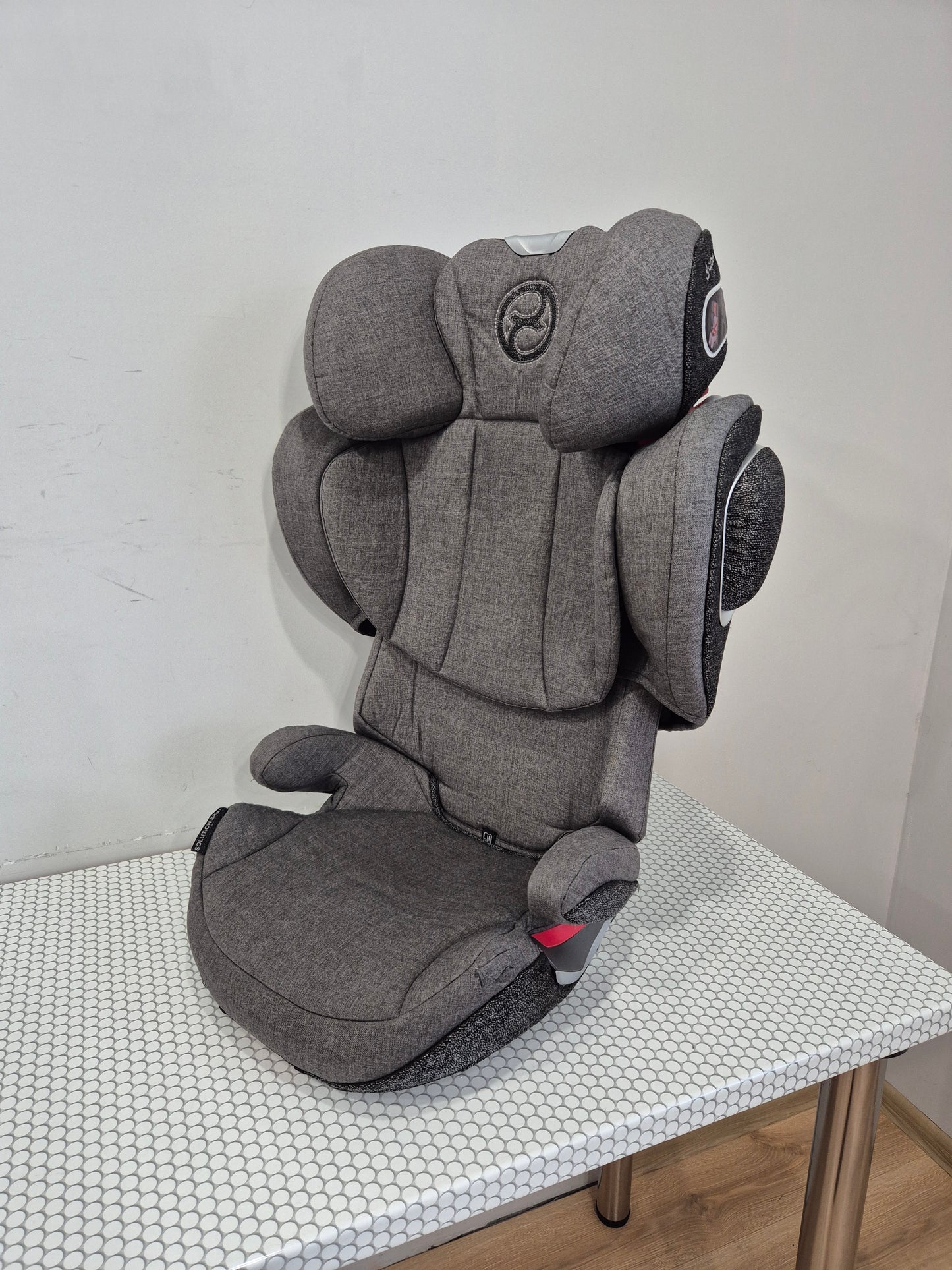 Cybex Solution Z-Fix PLUS 15-36kg.