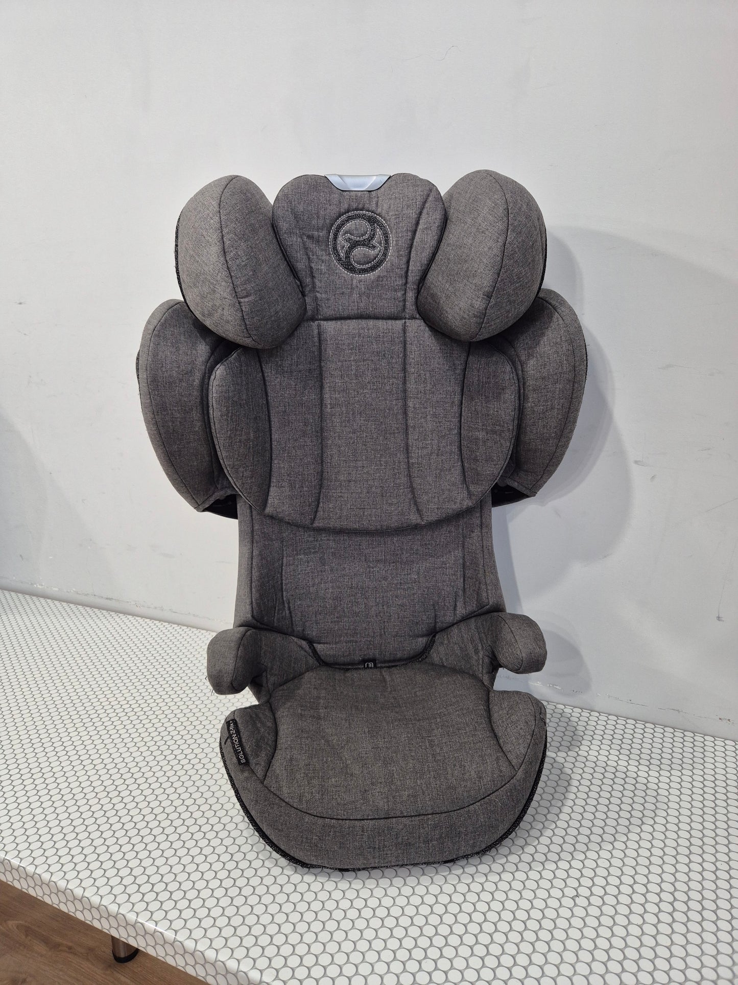 Cybex Solution Z-Fix PLUS 15-36kg.