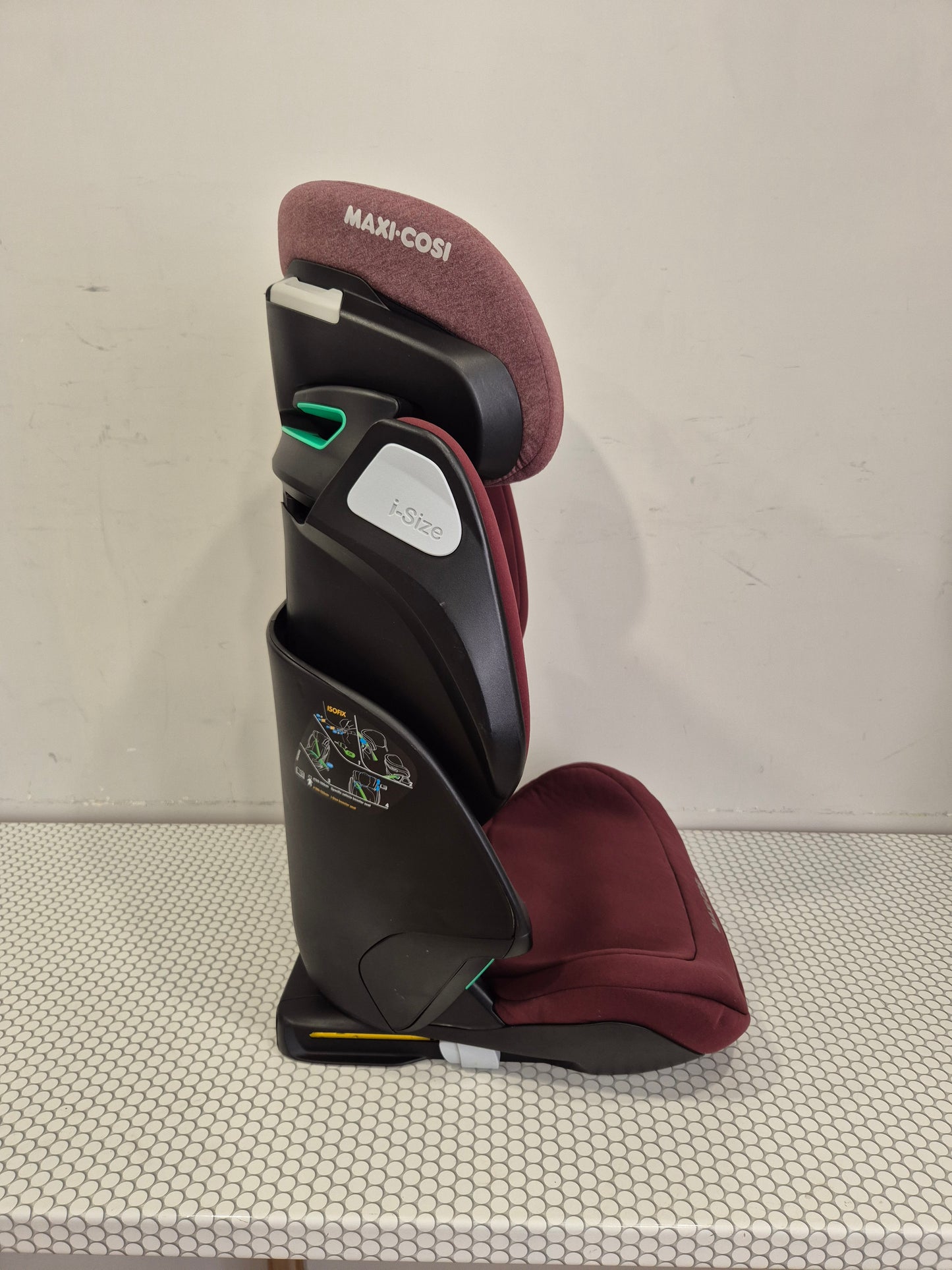 Maxi Cosi Kore i-Size 15-36kg.