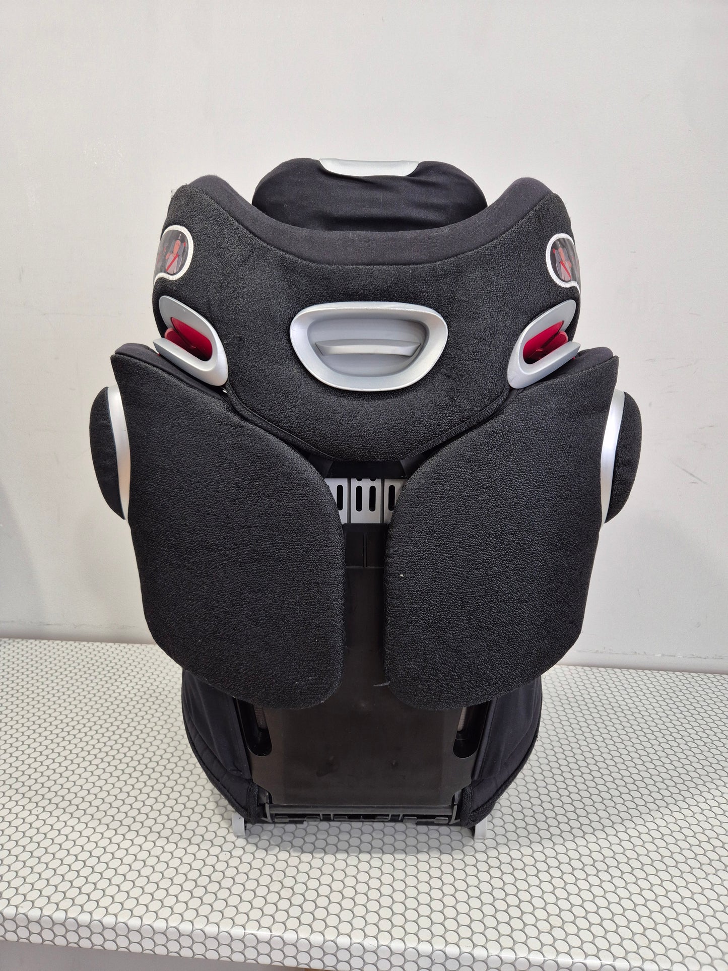 Cybex Solution Z-Fix 15-36kg.