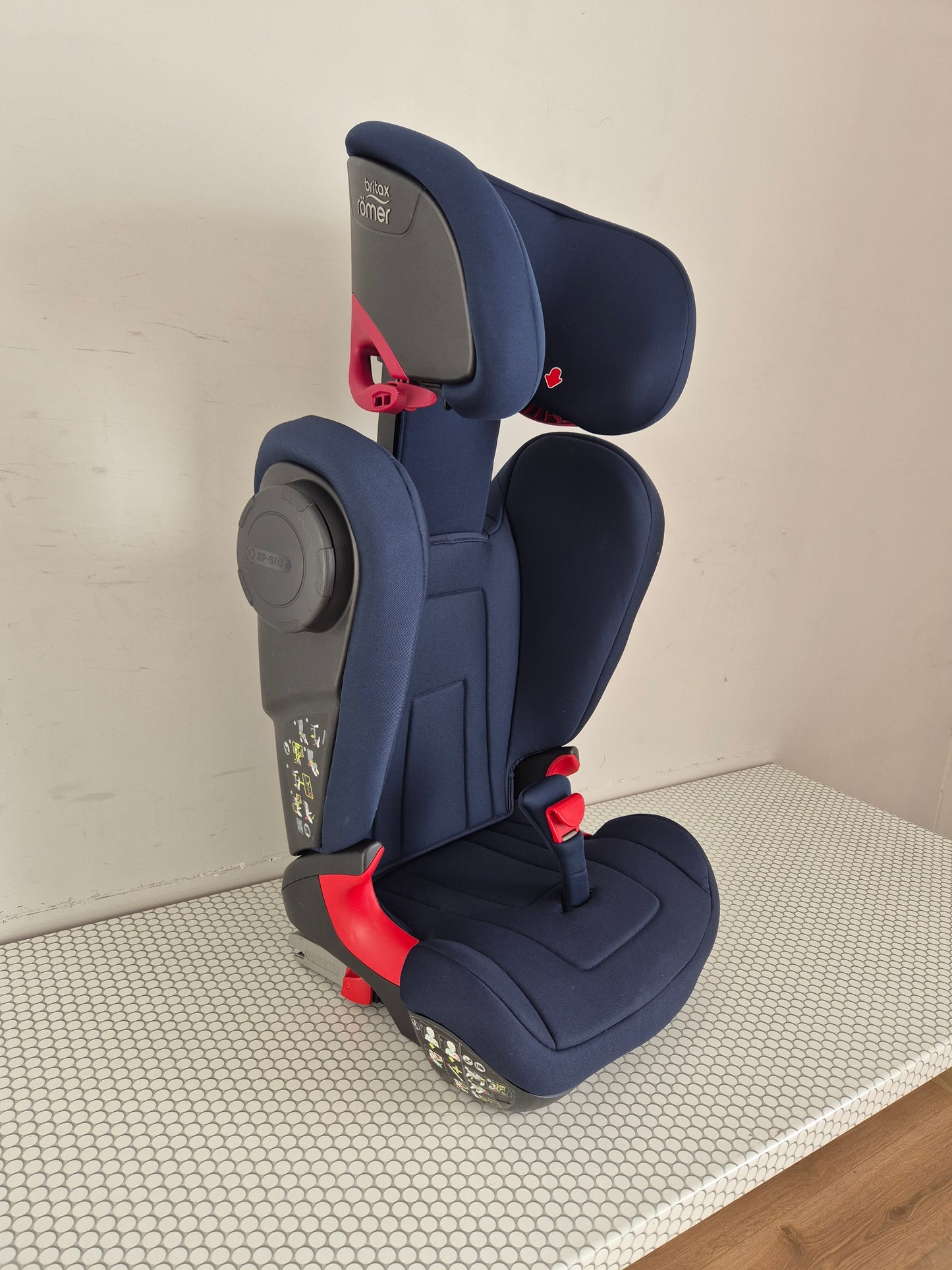 Britax Romer KidFix 2S 15-36kg.