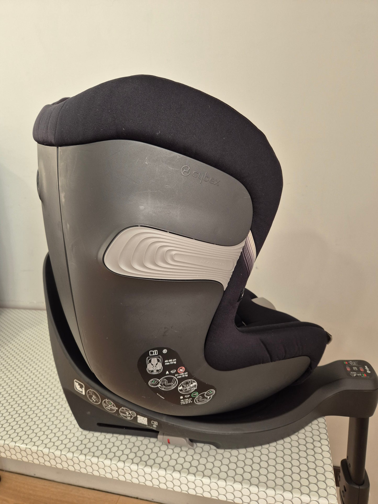 Cybex Sirona S2 i-Size 0-18kg.