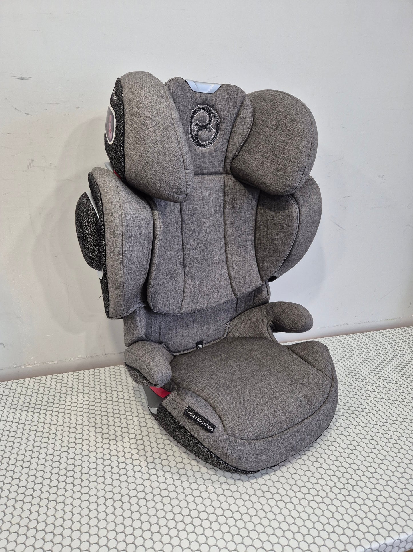 Cybex Solution Z-Fix PLUS 15-36kg.