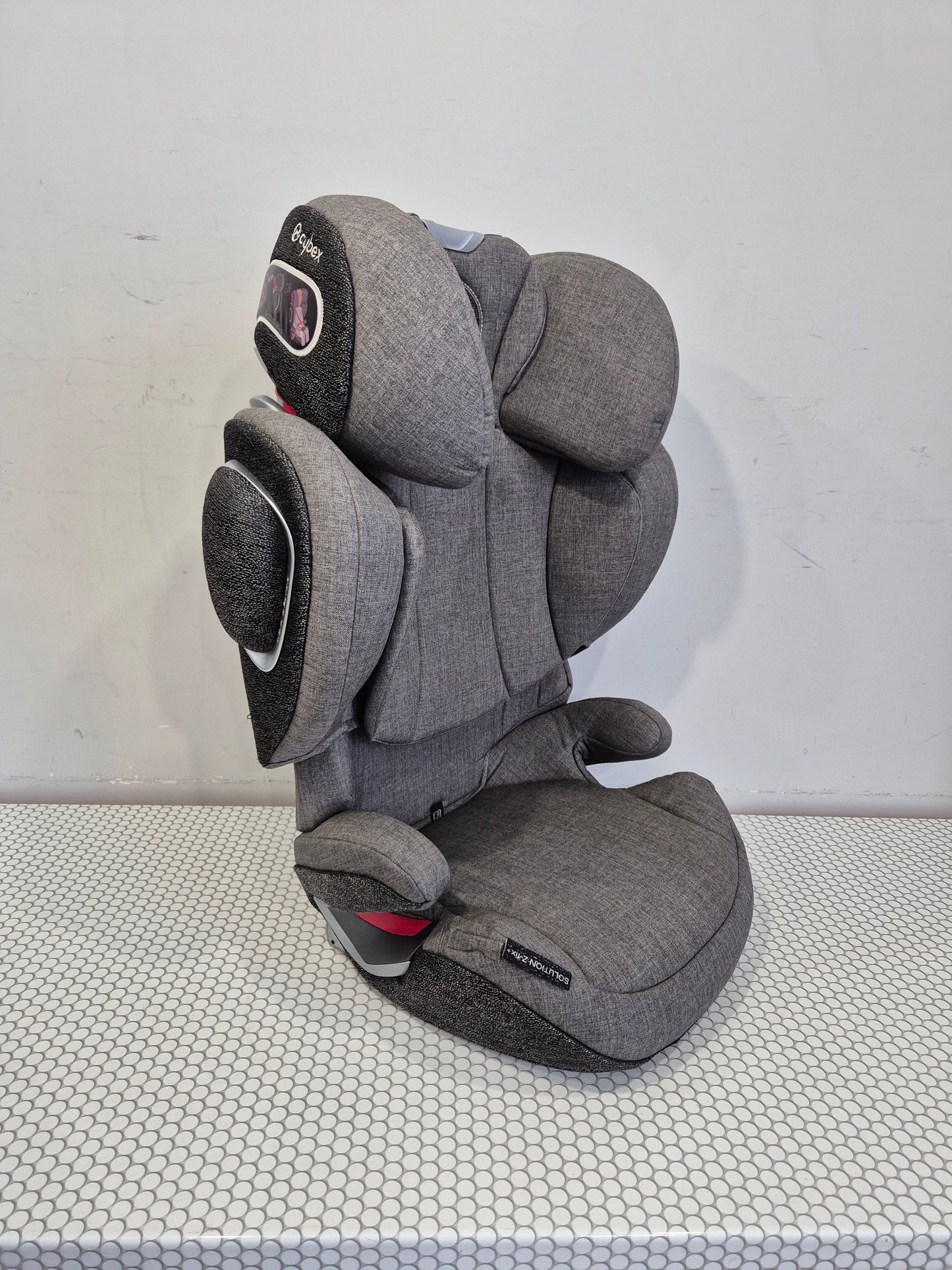 Cybex Solution Z-Fix PLUS 15-36kg.