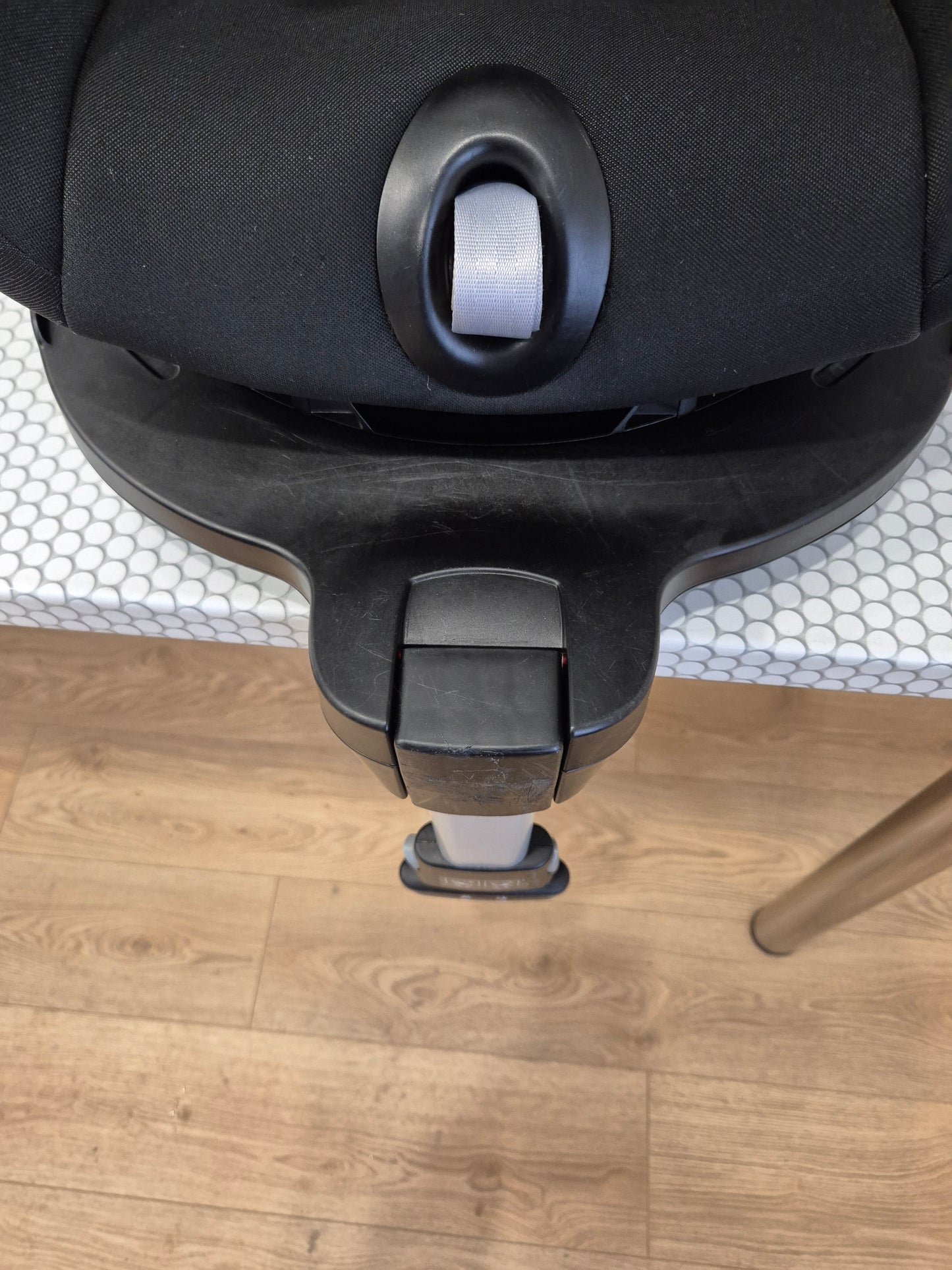 Britax Romer DualFix M i-Size 0-18kg.