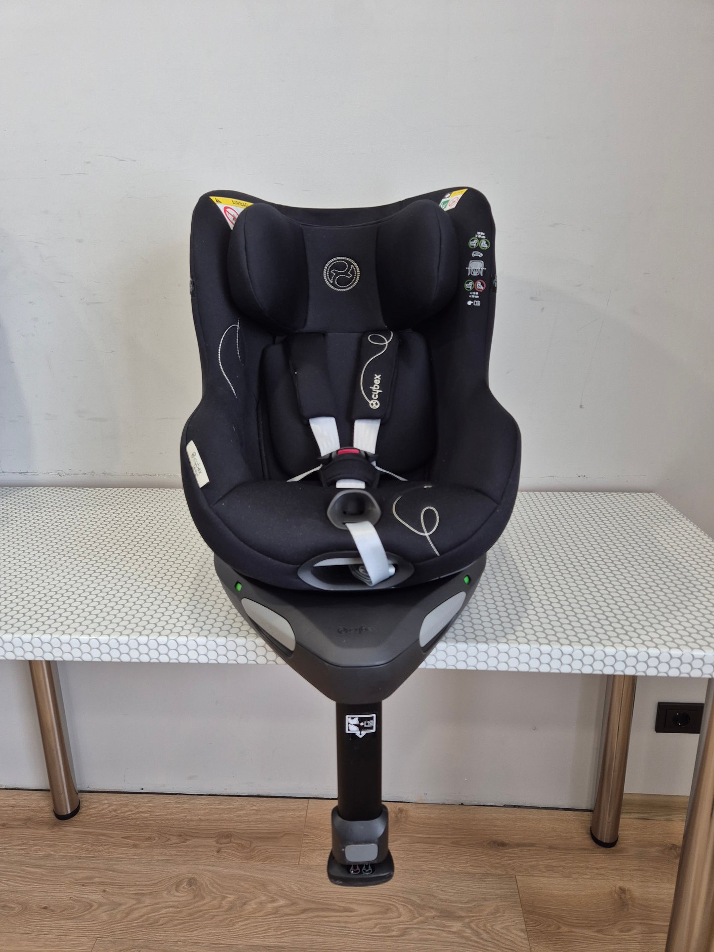 Cybex Sirona G i-Size 61-105cm. su Cybex Base G baze