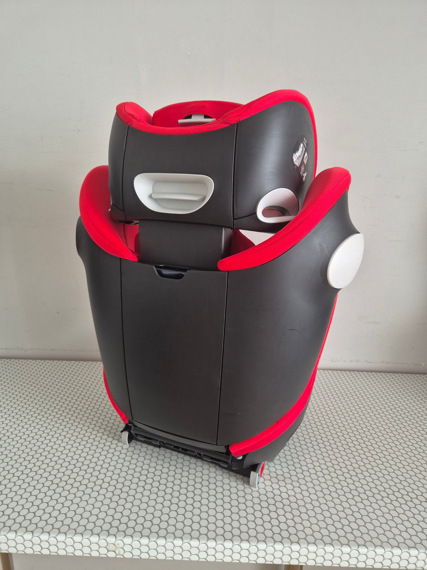 Cybex Solution M-Fix 15-36kg.