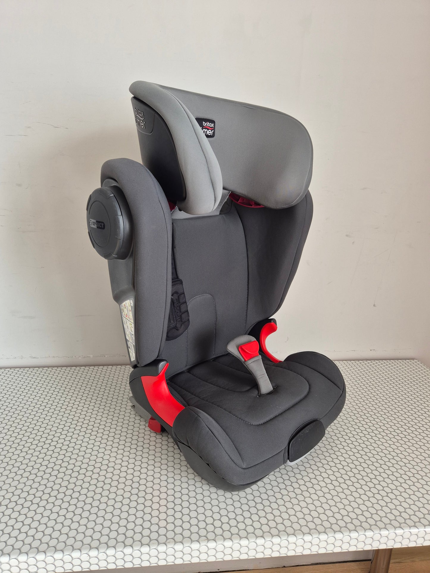 Britax Romer KidFix 2 XP Sict 15-36kg.