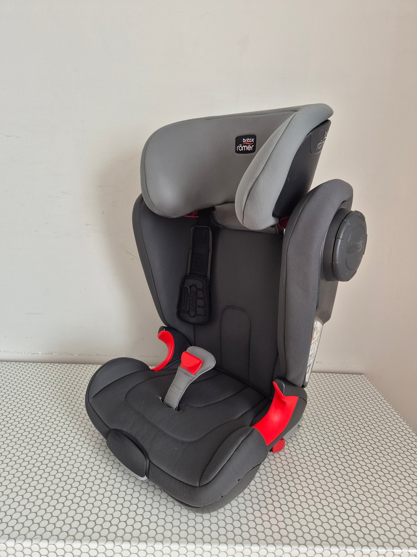 Britax Romer KidFix 2 XP Sict 15-36kg.