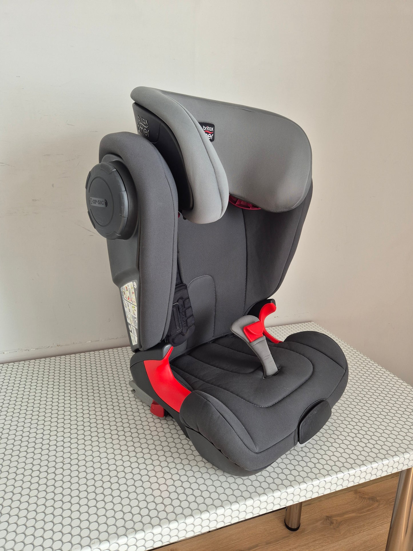 Britax Romer KidFix 2 XP Sict 15-36kg.