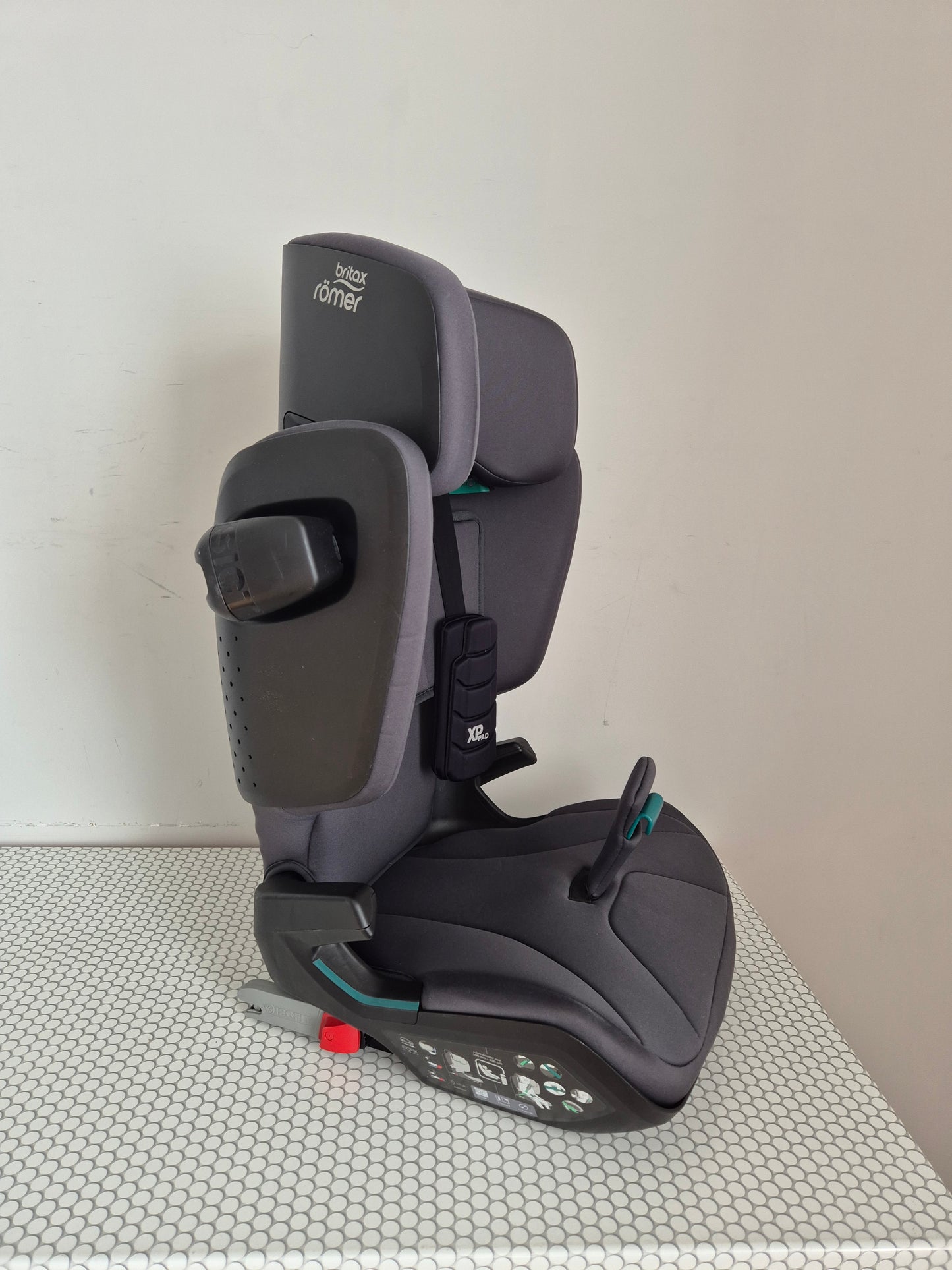 Britax Romer KidFix i-Size 100-150cm.
