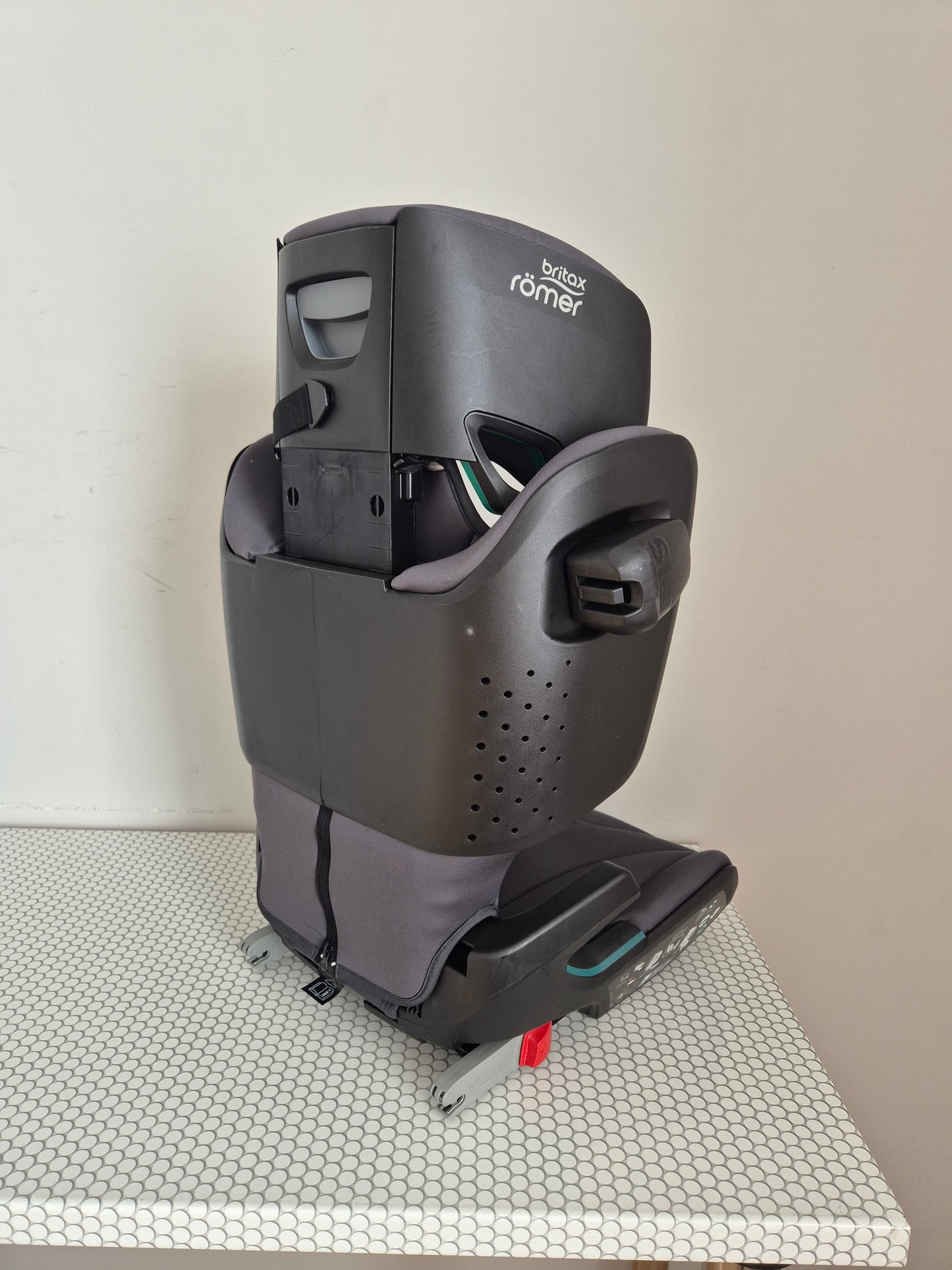 Britax Romer KidFix i-Size 100-150cm.